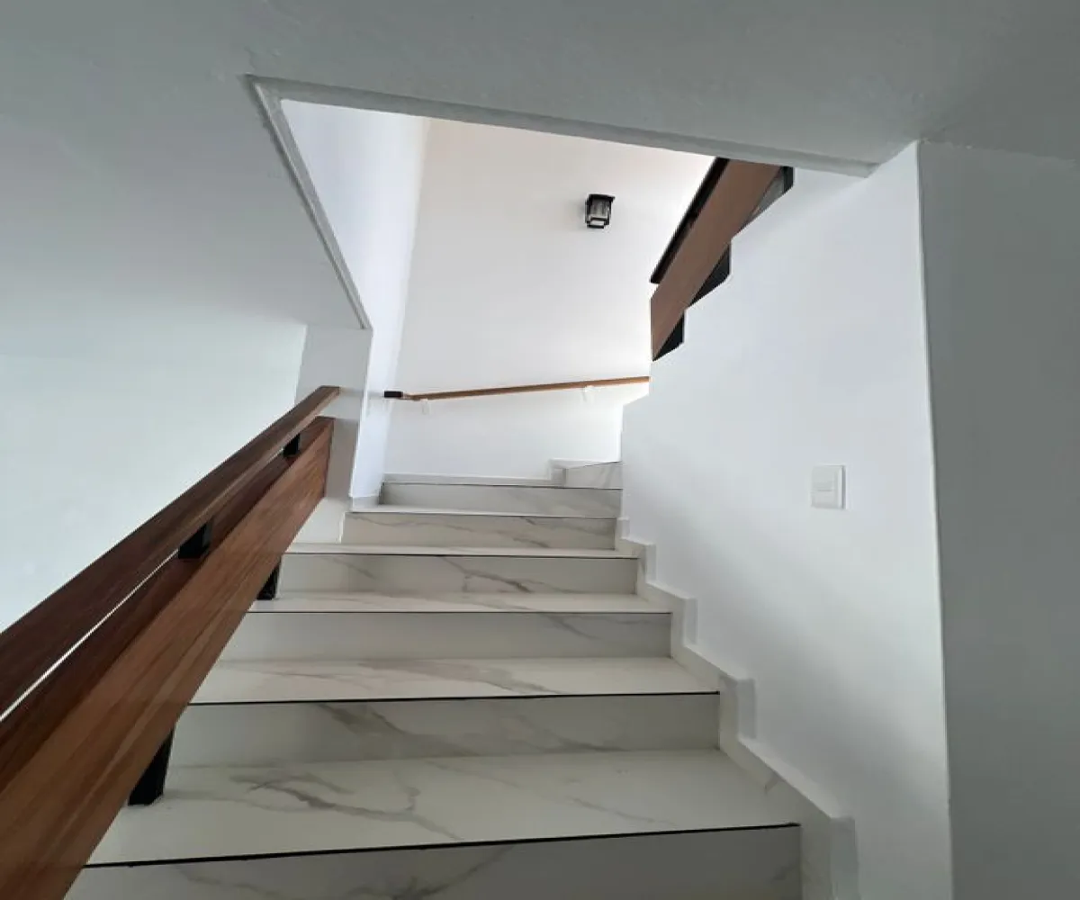 Casa En Venta,Real Vallarta,Tiziano 5218, Zapopan, Jalisco 45020, 6 Habitaciones,5 Baños,Tiziano,1,pAXreSU