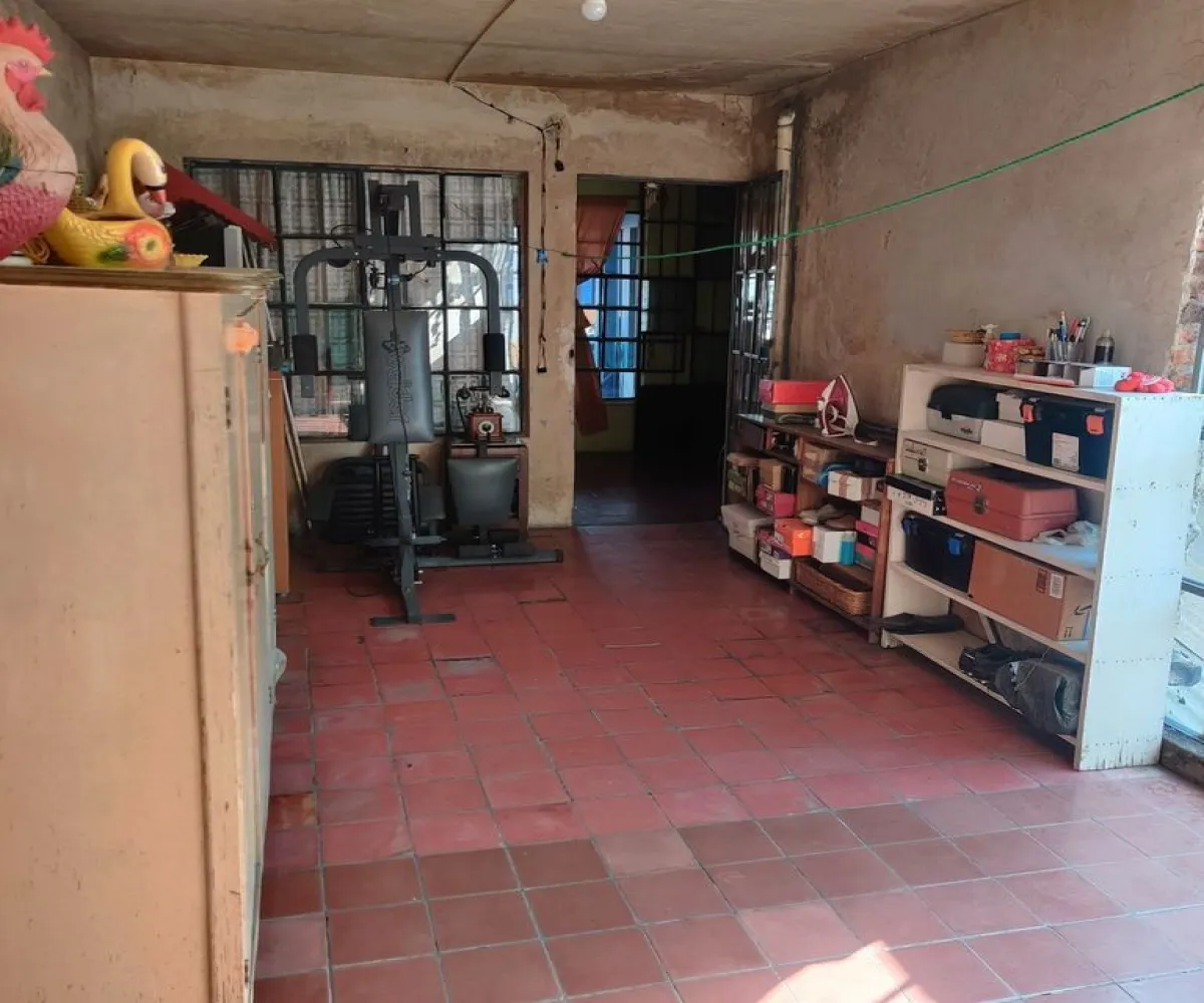 Casa En Venta,Oblatos,Av. República 874 B, Guadalajara, Jalisco 44700, 4 Habitaciones,2 Baños,Av. República ,2,puIvPOP