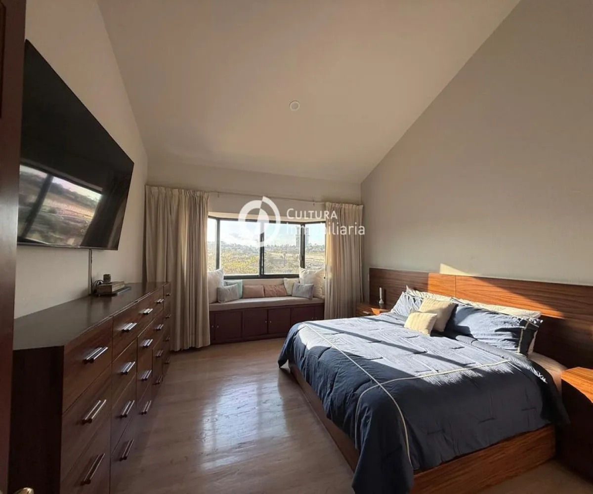 Casa En Venta,Royal Country,Avenida Paseo Royal Country 5598, Zapopan, Jalisco 45116, 4 Habitaciones,4 Baños,Avenida Paseo Royal Country,1,pRkH0jJ