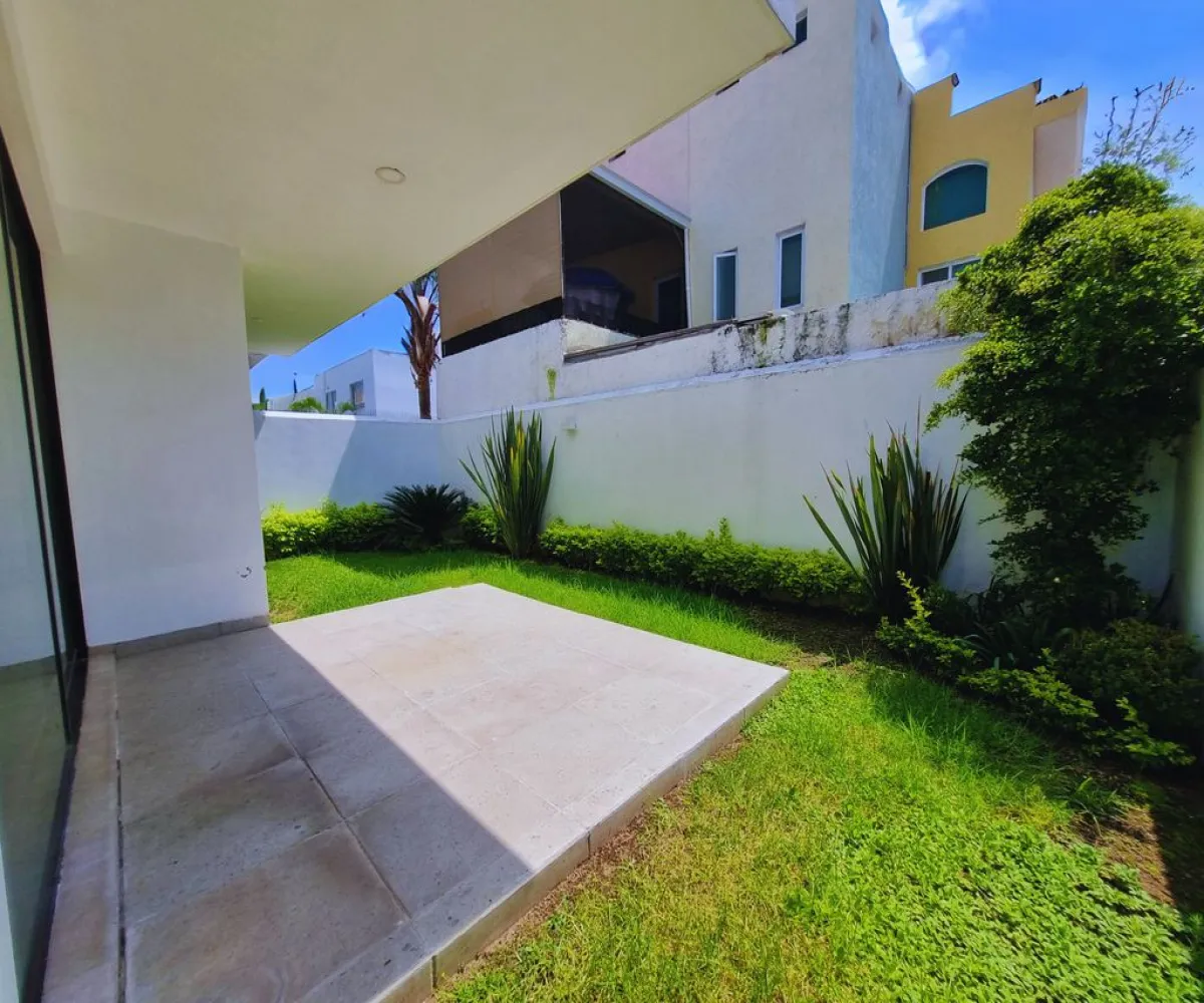 Casa En Venta,Casa fuerte,Avenida Casa Fuerte 126 60, Tlajomulco de Zúñiga, Jalisco 45645, 3 Habitaciones,3 Baños,Avenida Casa Fuerte,2,ppyiM0i