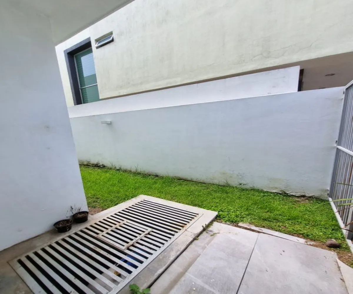 Casa En Venta,Casa fuerte,Avenida Casa Fuerte 126 60, Tlajomulco de Zúñiga, Jalisco 45645, 3 Habitaciones,3 Baños,Avenida Casa Fuerte,2,ppyiM0i