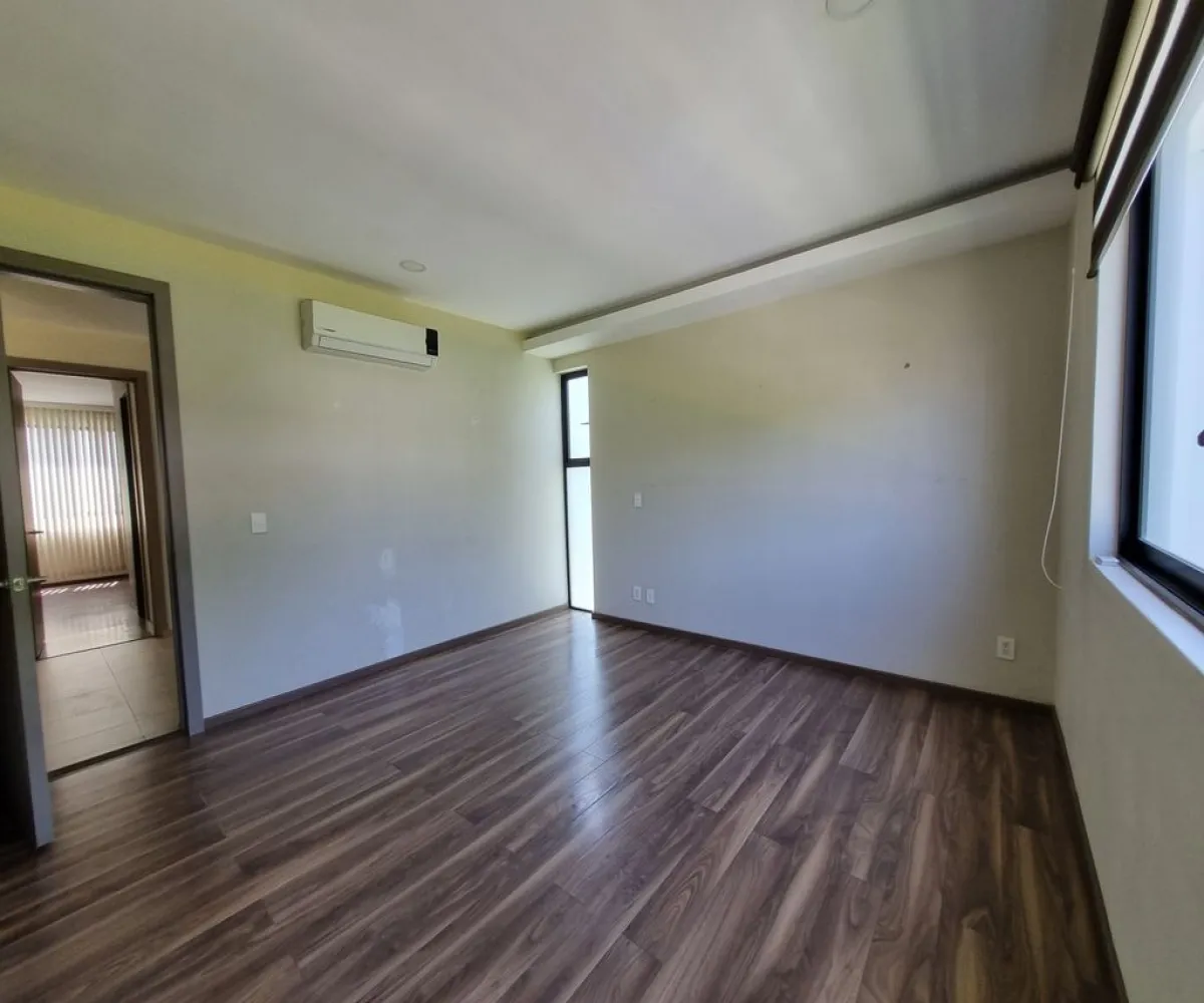 Casa En Venta,Casa fuerte,Avenida Casa Fuerte 126 60, Tlajomulco de Zúñiga, Jalisco 45645, 3 Habitaciones,3 Baños,Avenida Casa Fuerte,2,ppyiM0i