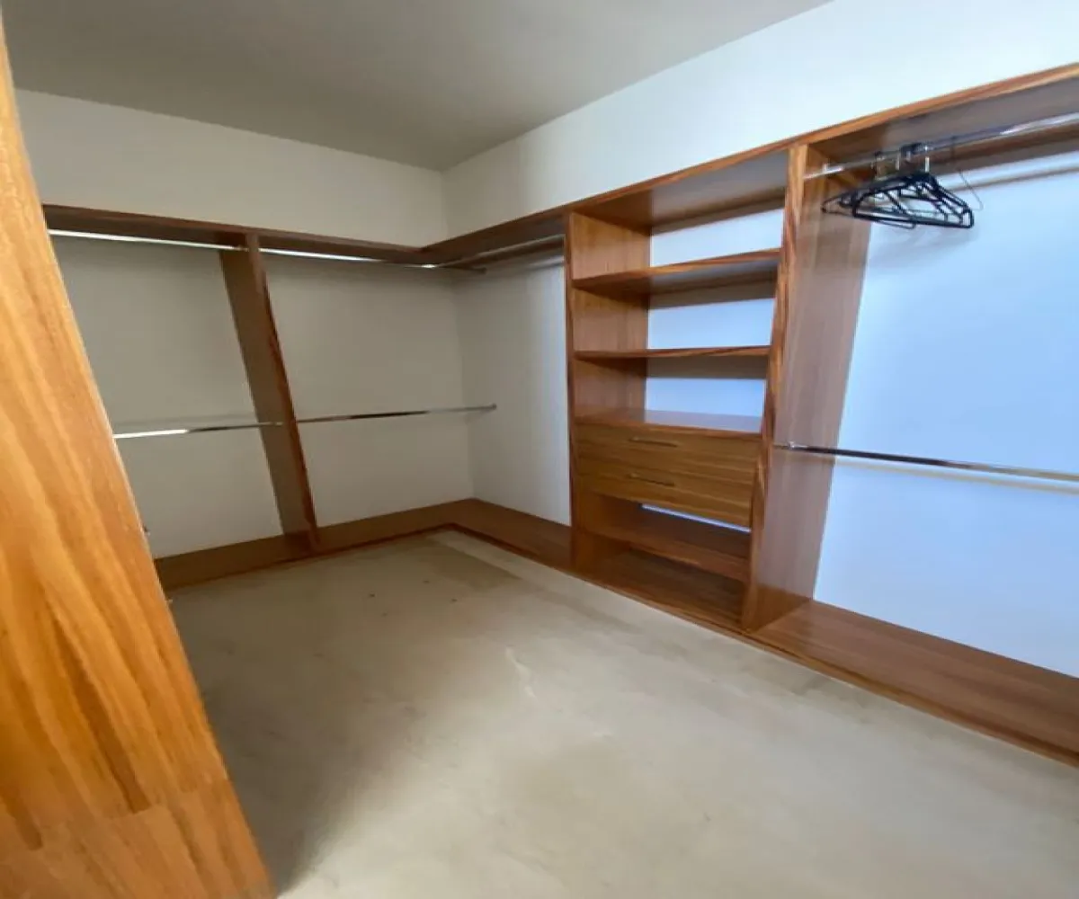 Casa En Renta,Bajío II,Avenida Del Bosque 60 6, Zapopan, Jalisco 45010, 5 Habitaciones,5 Baños,Avenida Del Bosque,1,ppRlhhe