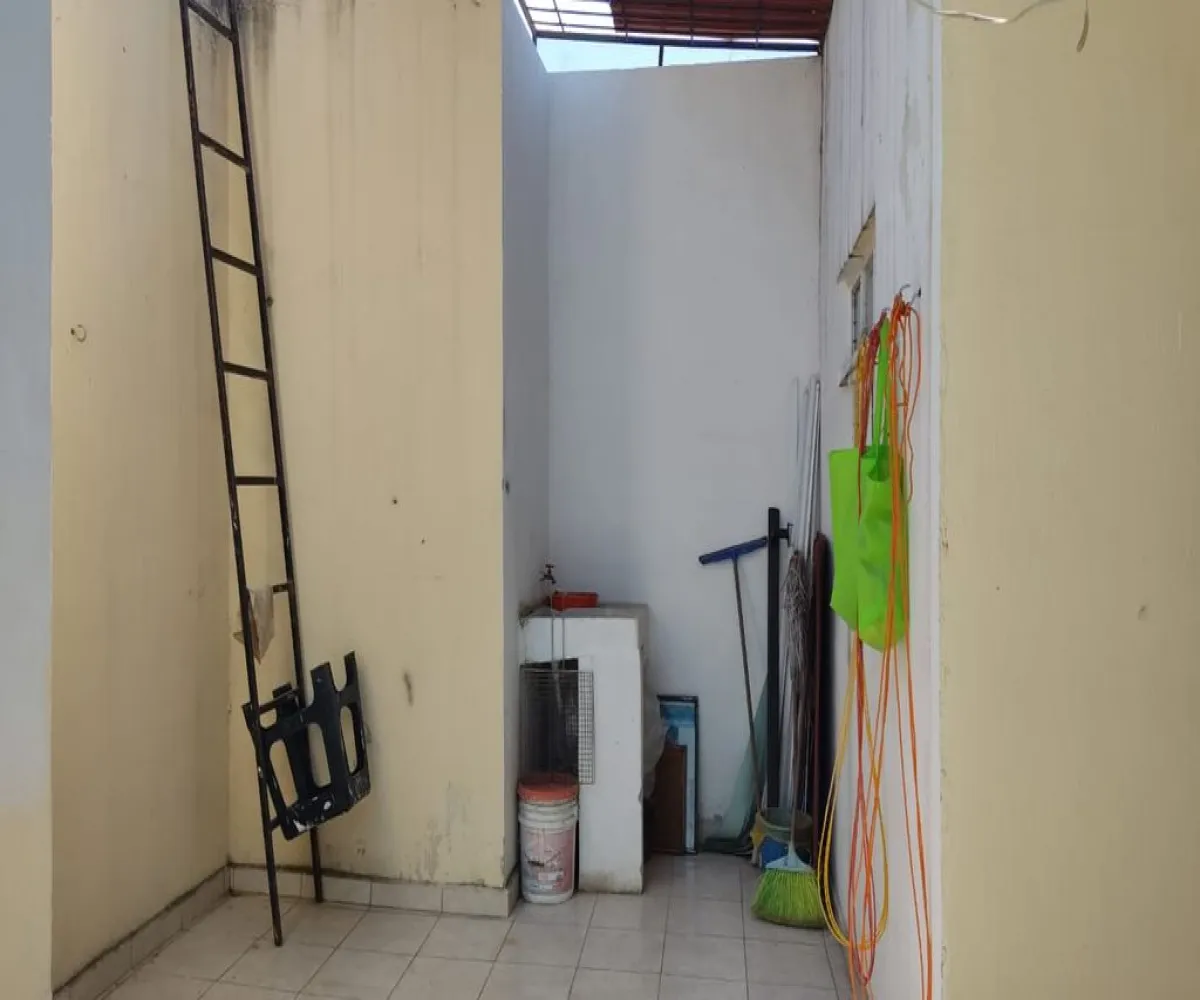 Casa En Venta,Calle Circuito Real de Tesistan 245 14, Zapopan, Jalisco 45200, 3 Habitaciones,2 Baños,Calle Circuito Real de Tesistan,1,pdAeFhY