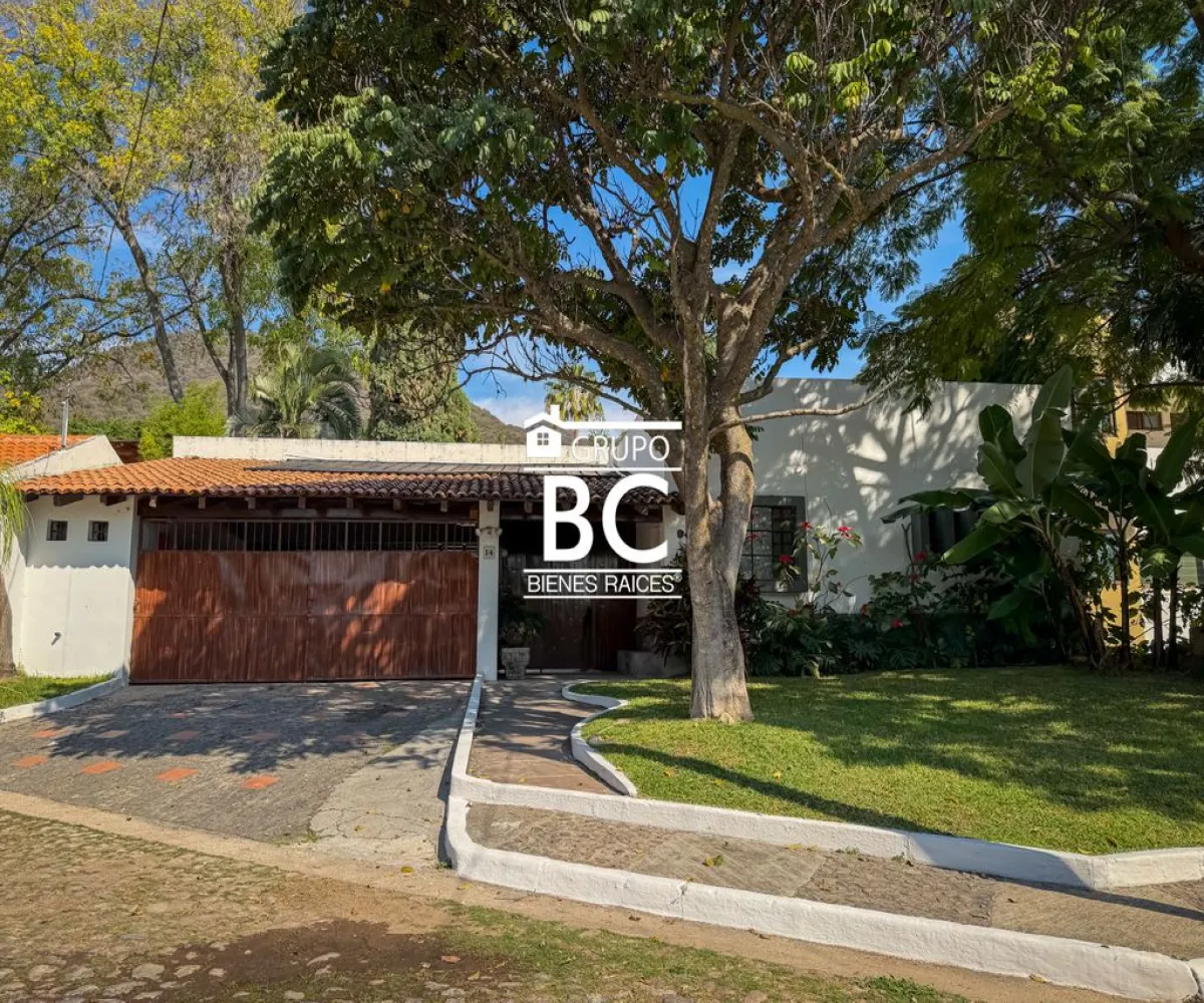 Casa En Venta,La Floresta,Paseo de La Colina 14, Chapala, Jalisco 45920, 5 Habitaciones,6 Baños,Paseo de La Colina,1,psOWKwh