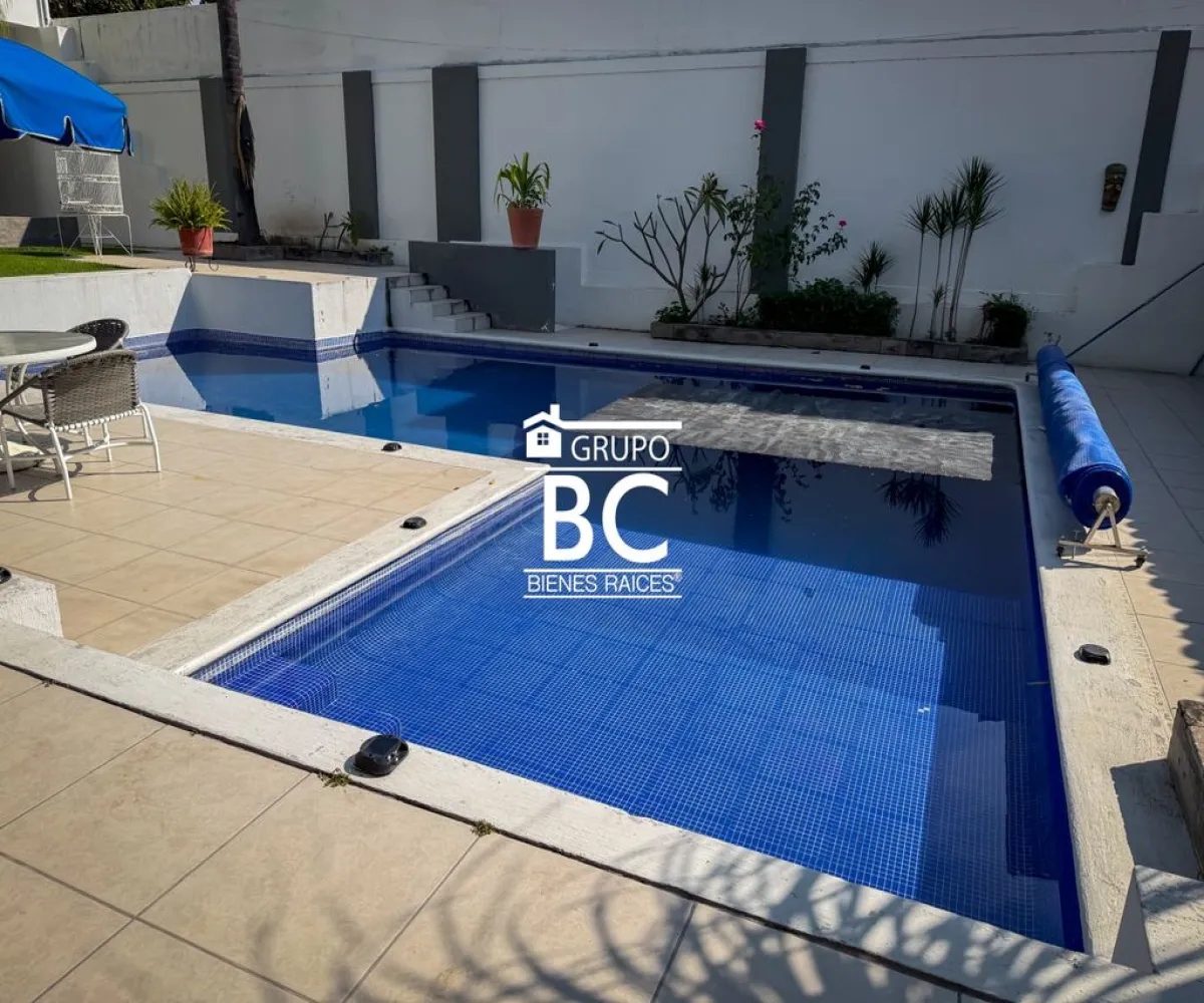 Casa En Venta,La Floresta,Paseo de La Colina 14, Chapala, Jalisco 45920, 5 Habitaciones,6 Baños,Paseo de La Colina,1,psOWKwh