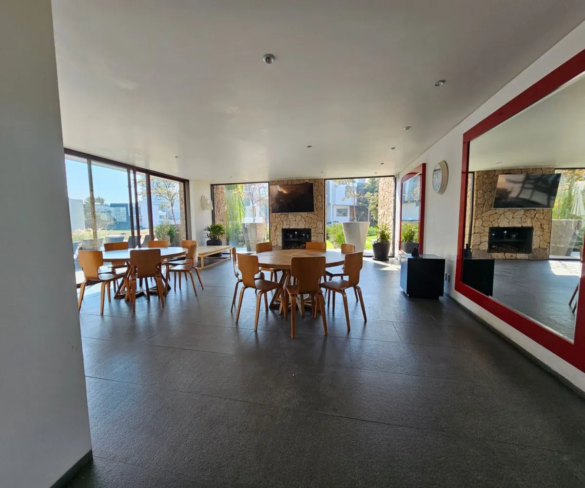 Terreno En Venta,Valle Real,Avenida Paseo La Toscana 111 22, Zapopan, Jalisco 45019,Avenida Paseo La Toscana,pwxaEib