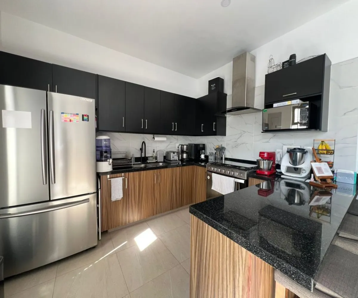 Casa En Venta,Capital Norte,Avenida Paseo de la Cantera 200 151, Zapopan, Jalisco 45134, 4 Habitaciones,3 Baños,Avenida Paseo de la Cantera,3,pGNCcOs