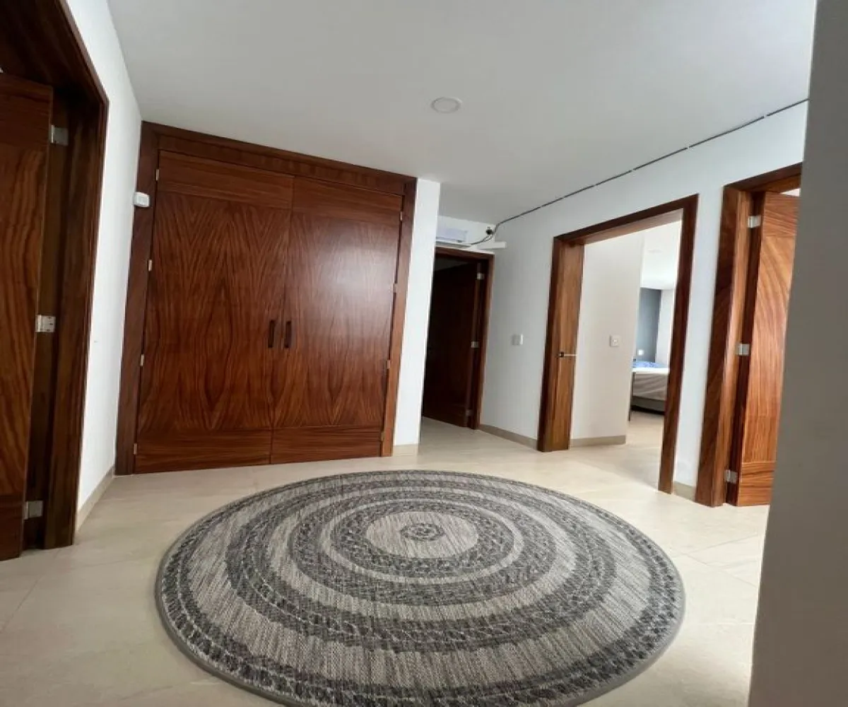 Casa En Venta,Capital Norte,Avenida Paseo de la Cantera 200 151, Zapopan, Jalisco 45134, 4 Habitaciones,3 Baños,Avenida Paseo de la Cantera,3,pGNCcOs