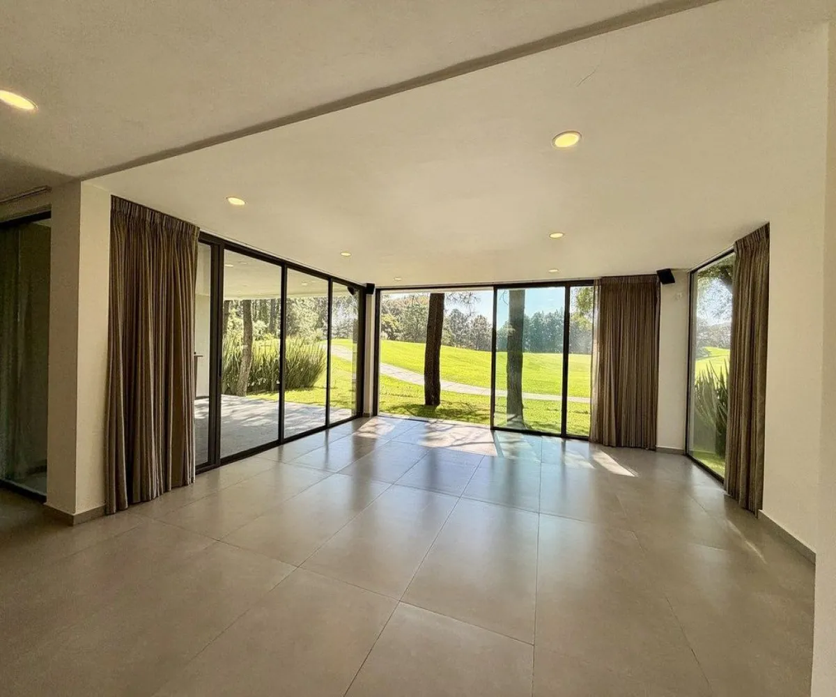 Casa En Venta,El Palomar,Paseo de La Vista Hermosa 209, Tlajomulco de Zúñiga, Jalisco 45643, 5 Habitaciones,5 Baños,Paseo de La Vista Hermosa,2,p0rIUns