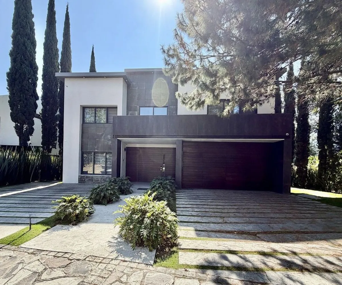 Casa En Venta,El Palomar,Paseo de La Vista Hermosa 209, Tlajomulco de Zúñiga, Jalisco 45643, 5 Habitaciones,5 Baños,Paseo de La Vista Hermosa,2,p0rIUns