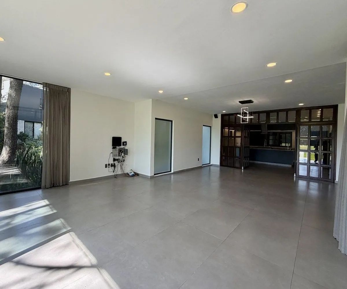 Casa En Venta,El Palomar,Paseo de La Vista Hermosa 209, Tlajomulco de Zúñiga, Jalisco 45643, 5 Habitaciones,5 Baños,Paseo de La Vista Hermosa,2,p0rIUns