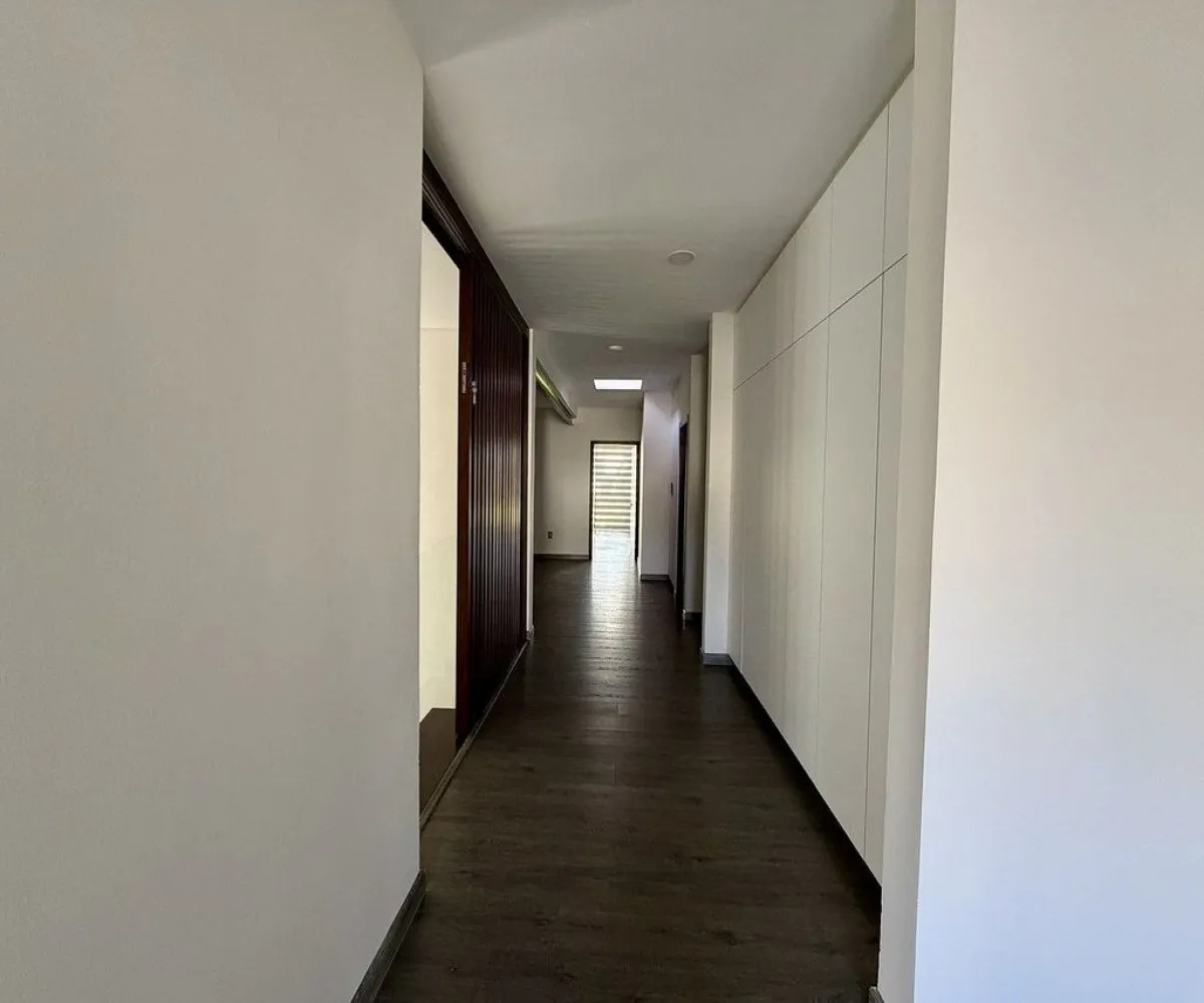 Casa En Venta,El Palomar,Paseo de La Vista Hermosa 209, Tlajomulco de Zúñiga, Jalisco 45643, 5 Habitaciones,5 Baños,Paseo de La Vista Hermosa,2,p0rIUns