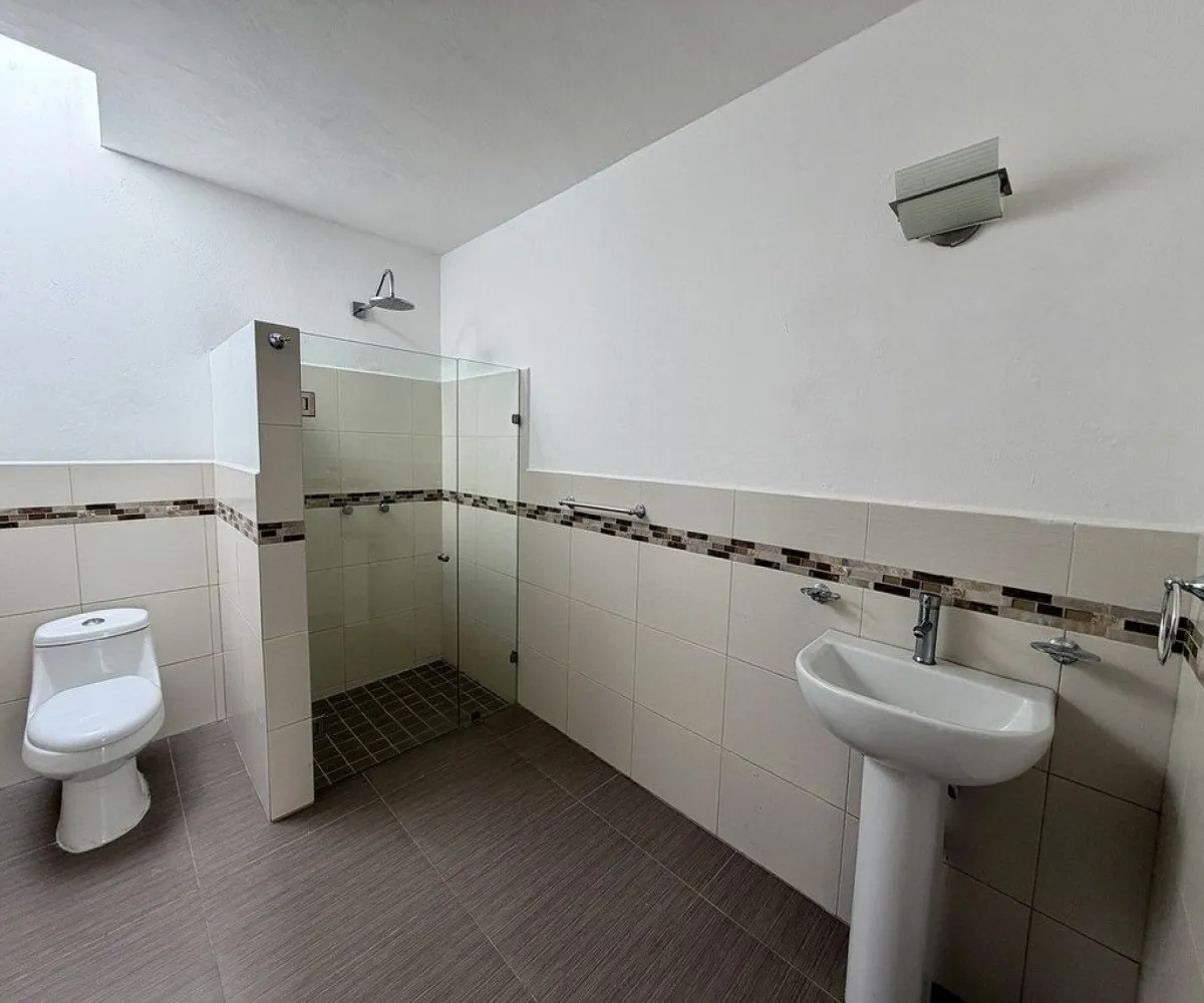 Casa En Venta,El Cielo Coutry Club,Retorno del Roble Oriente 308, Tlajomulco de Zúñiga, Jalisco 45237, 3 Habitaciones,3 Baños,Retorno del Roble Oriente,2,pLaCnWR