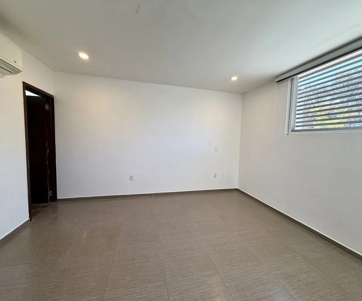 Casa En Venta,El Cielo Coutry Club,Retorno del Roble Oriente 308, Tlajomulco de Zúñiga, Jalisco 45237, 3 Habitaciones,3 Baños,Retorno del Roble Oriente,2,pLaCnWR