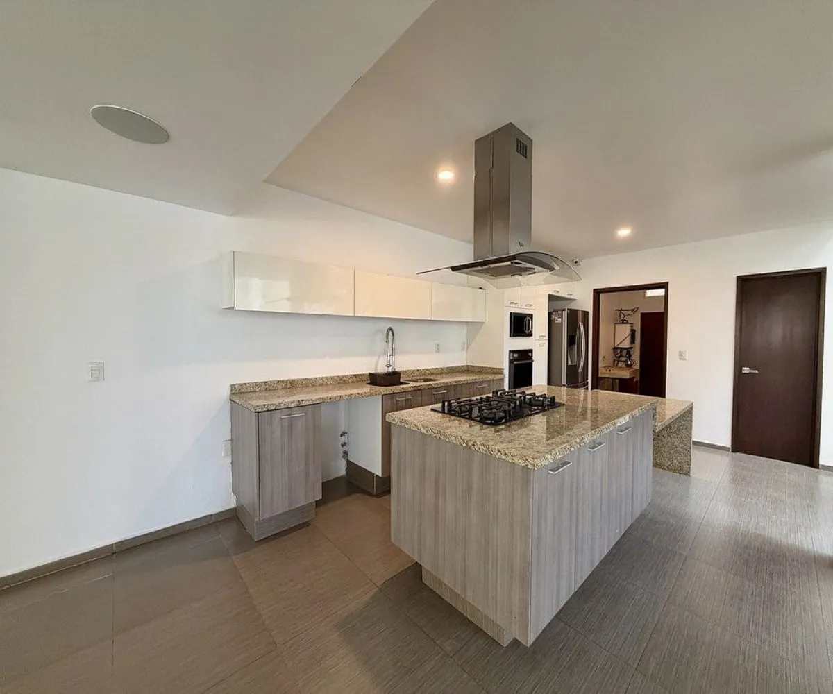 Casa En Venta,El Cielo Coutry Club,Retorno del Roble Oriente 308, Tlajomulco de Zúñiga, Jalisco 45237, 3 Habitaciones,3 Baños,Retorno del Roble Oriente,2,pLaCnWR