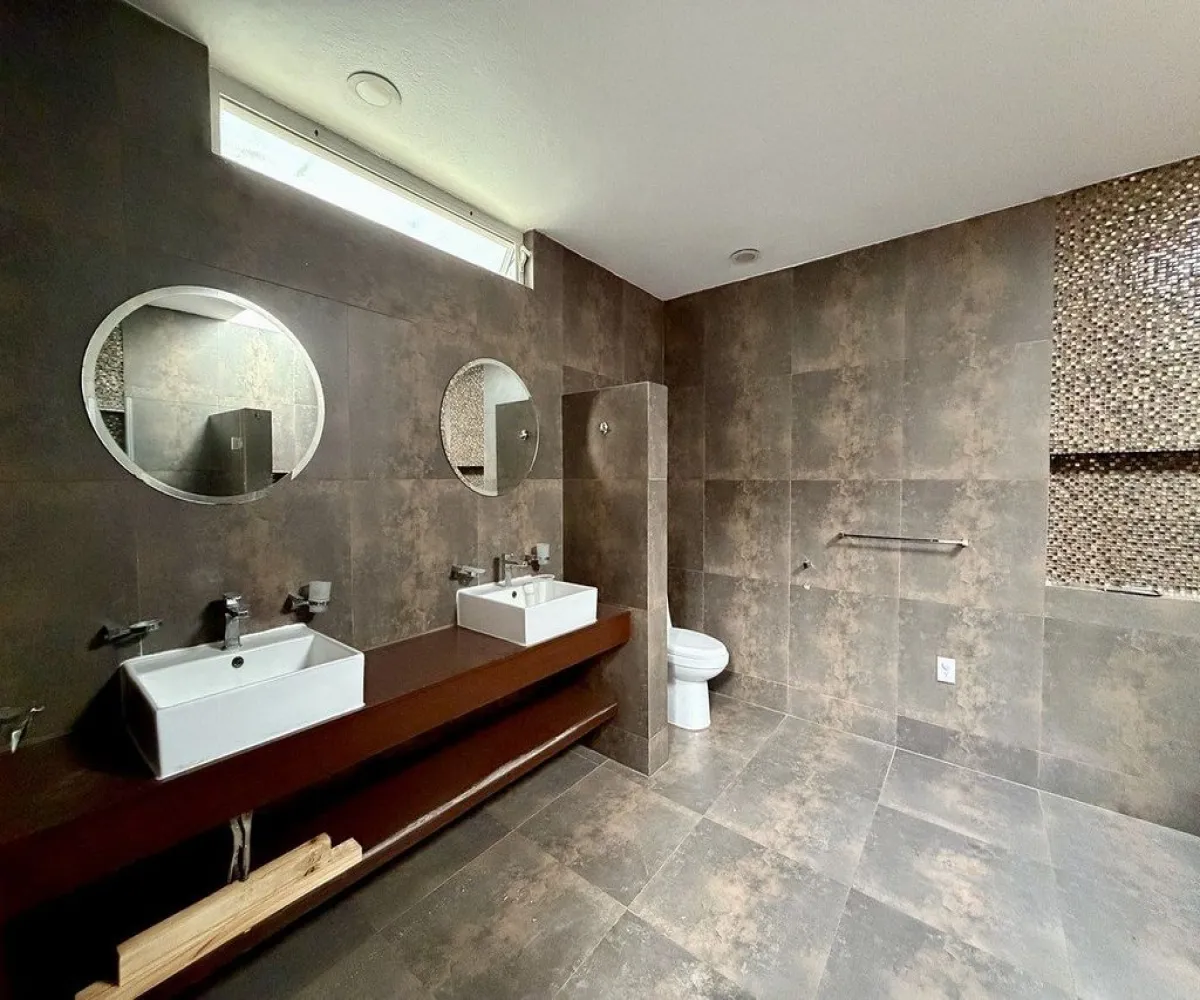 Casa En Venta,El Cielo Coutry Club,Retorno del Roble Oriente 308, Tlajomulco de Zúñiga, Jalisco 45237, 3 Habitaciones,3 Baños,Retorno del Roble Oriente,2,pLaCnWR