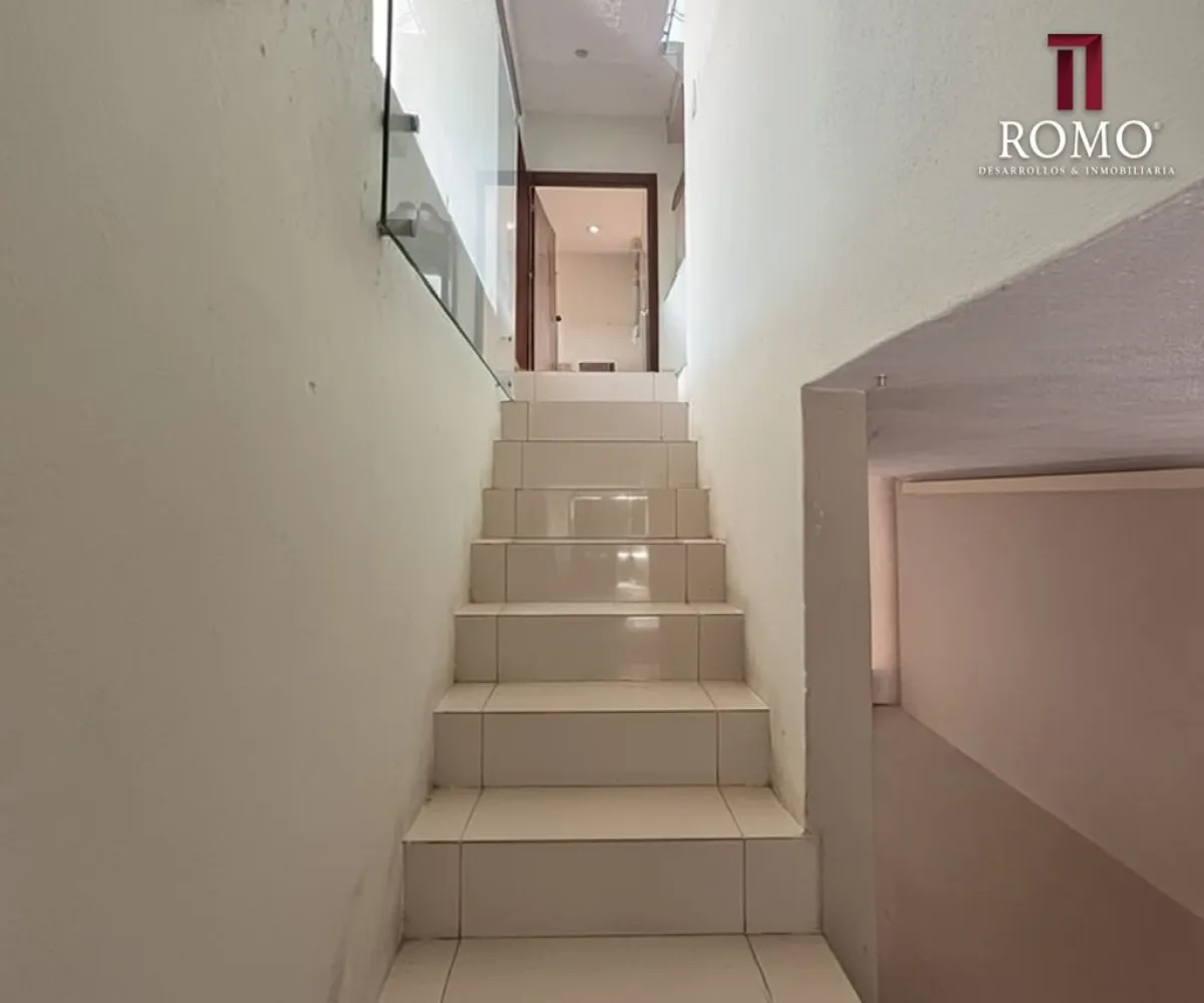 Casa En Venta,Fraccionamiento Real del Valle,Grecia 122, Tlajomulco de Zúñiga, Jalisco 45653, 5 Habitaciones,5 Baños,Grecia,1,pvYCi1j