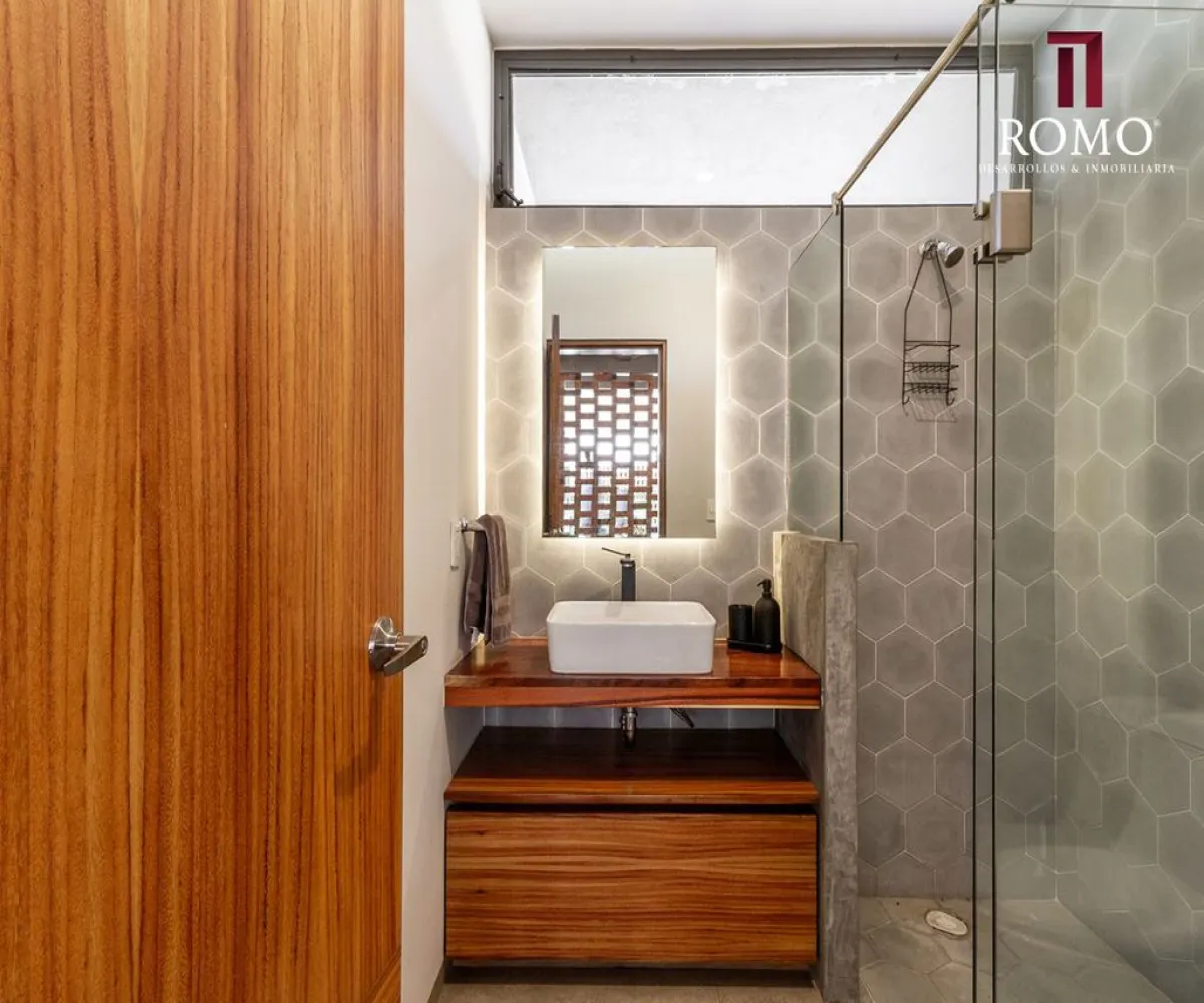 Casa En Venta,La Periquera,privada escorial S/N 95, Zapopan, Jalisco 45134, 3 Habitaciones,3 Baños,privada escorial,1,pxgV6xB