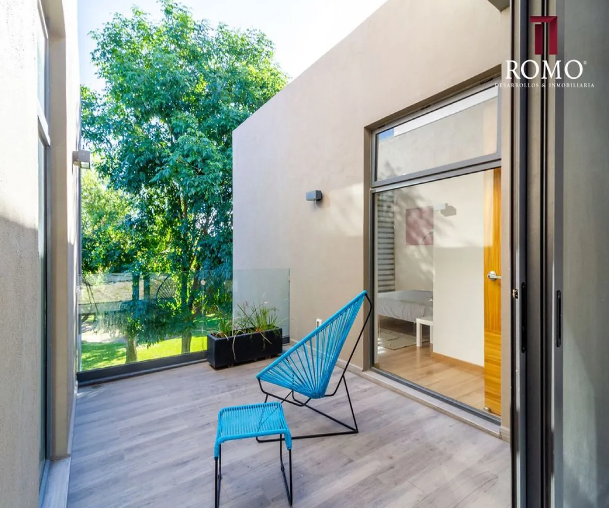 Casa En Venta,La Periquera,privada escorial S/N 95, Zapopan, Jalisco 45134, 3 Habitaciones,3 Baños,privada escorial,1,pxgV6xB