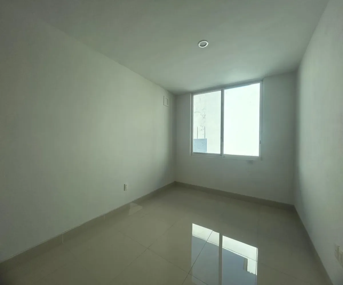 Casa En Renta,Jardines de Los Arcos,Calle Cuautitlán 534, Guadalajara, Jalisco 44500, 3 Habitaciones,2 Baños,Calle Cuautitlán,1,pRHuh1f