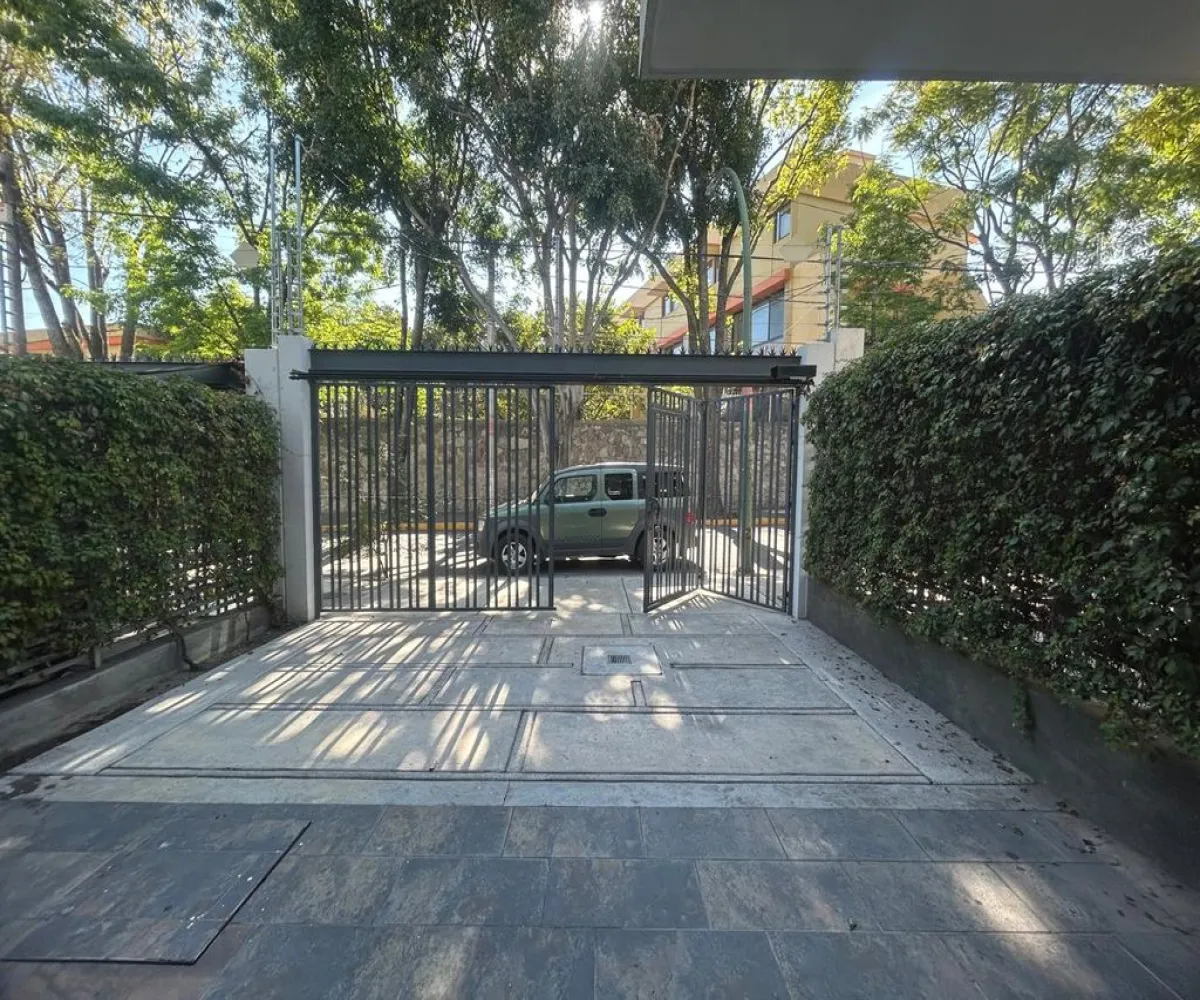 Casa En Renta,Jardines de Los Arcos,Calle Cuautitlán 534, Guadalajara, Jalisco 44500, 3 Habitaciones,2 Baños,Calle Cuautitlán,1,pRHuh1f