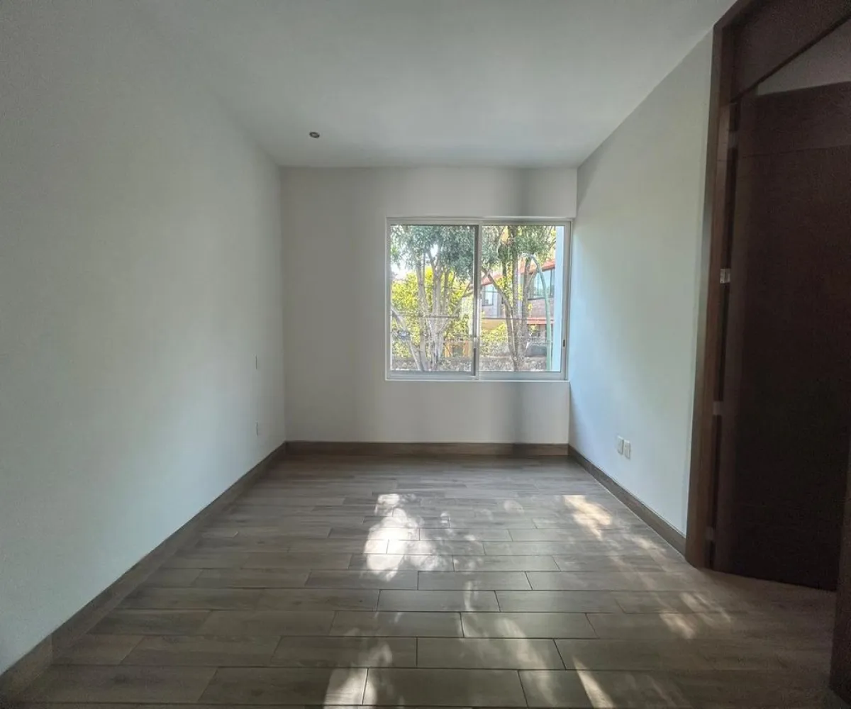 Casa En Renta,Jardines de Los Arcos,Calle Cuautitlán 534, Guadalajara, Jalisco 44500, 3 Habitaciones,2 Baños,Calle Cuautitlán,1,pRHuh1f