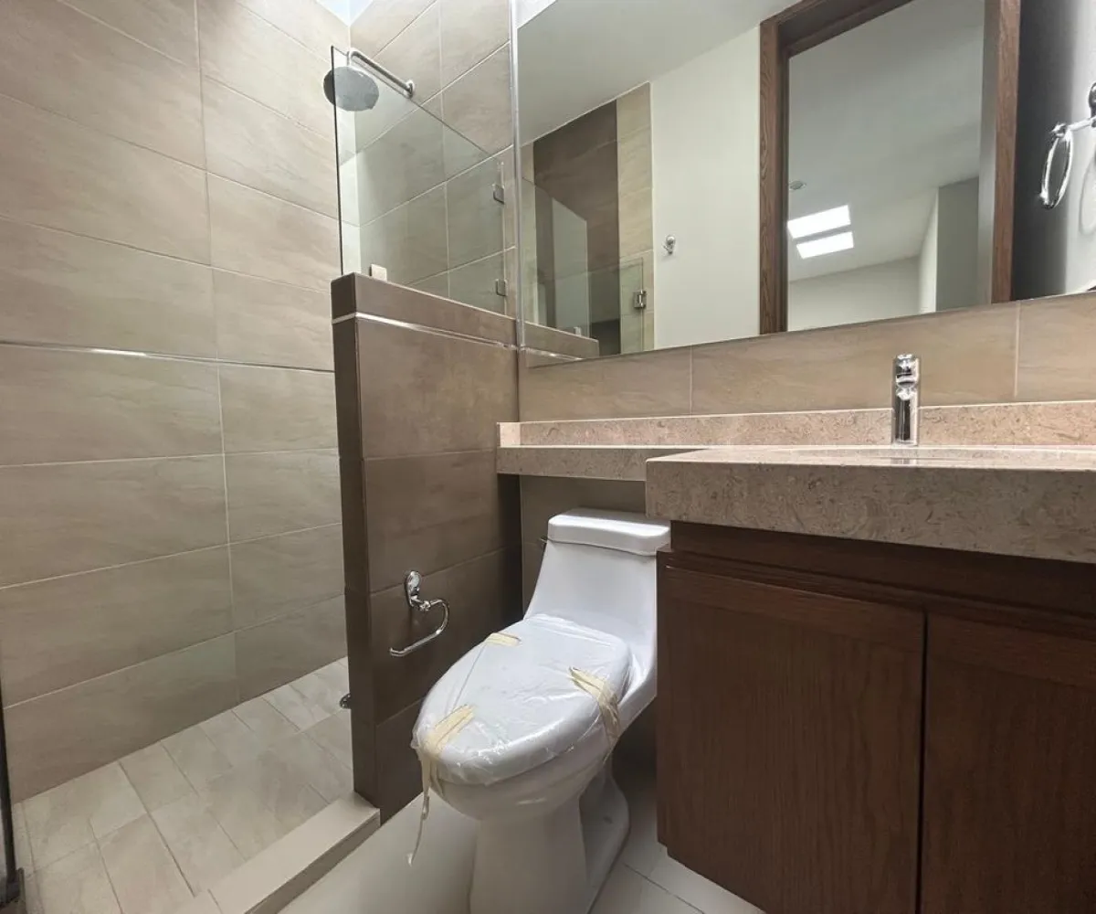 Casa En Renta,Jardines de Los Arcos,Calle Cuautitlán 534, Guadalajara, Jalisco 44500, 3 Habitaciones,2 Baños,Calle Cuautitlán,1,pRHuh1f