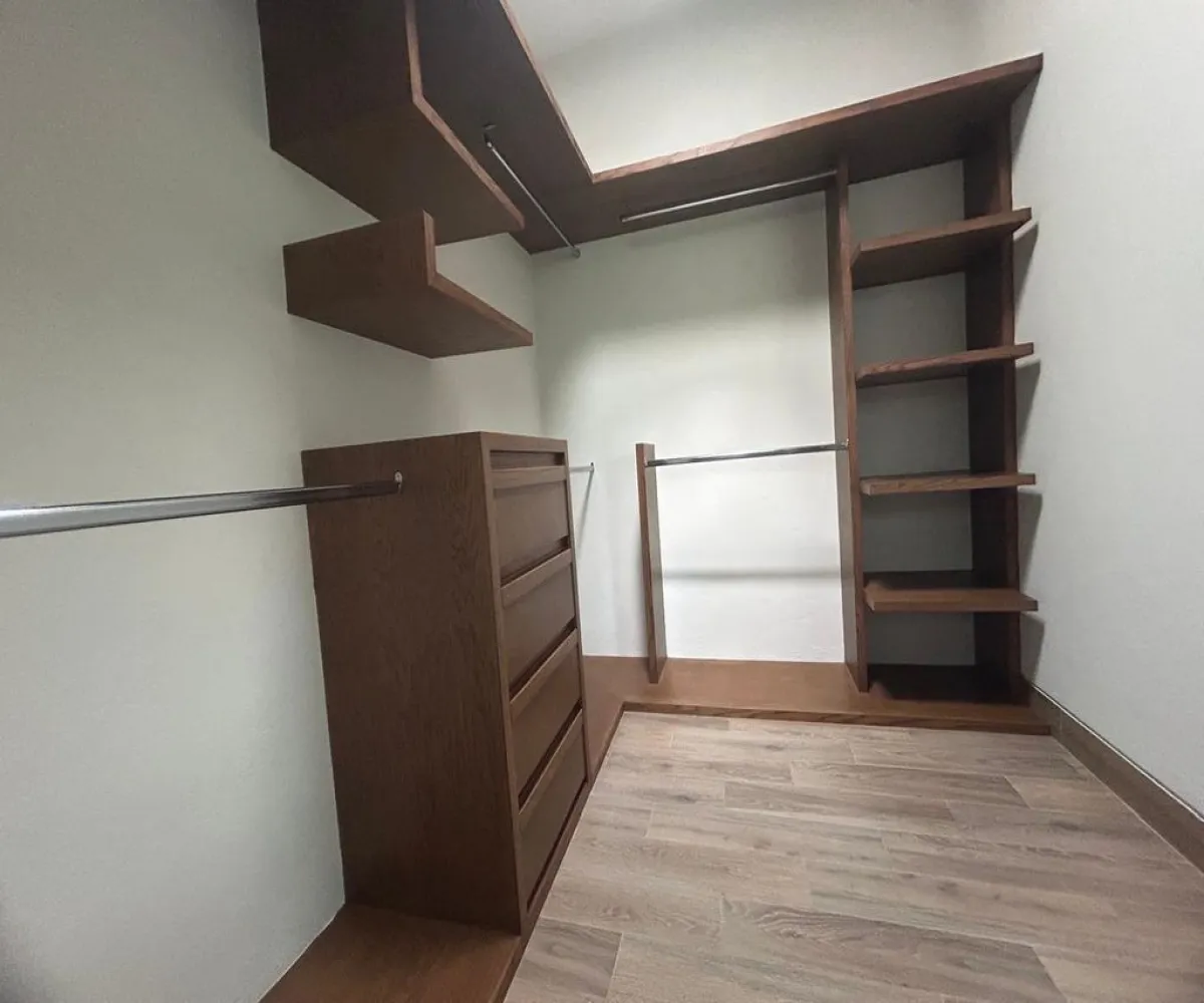 Casa En Renta,Jardines de Los Arcos,Calle Cuautitlán 534, Guadalajara, Jalisco 44500, 3 Habitaciones,2 Baños,Calle Cuautitlán,1,pRHuh1f