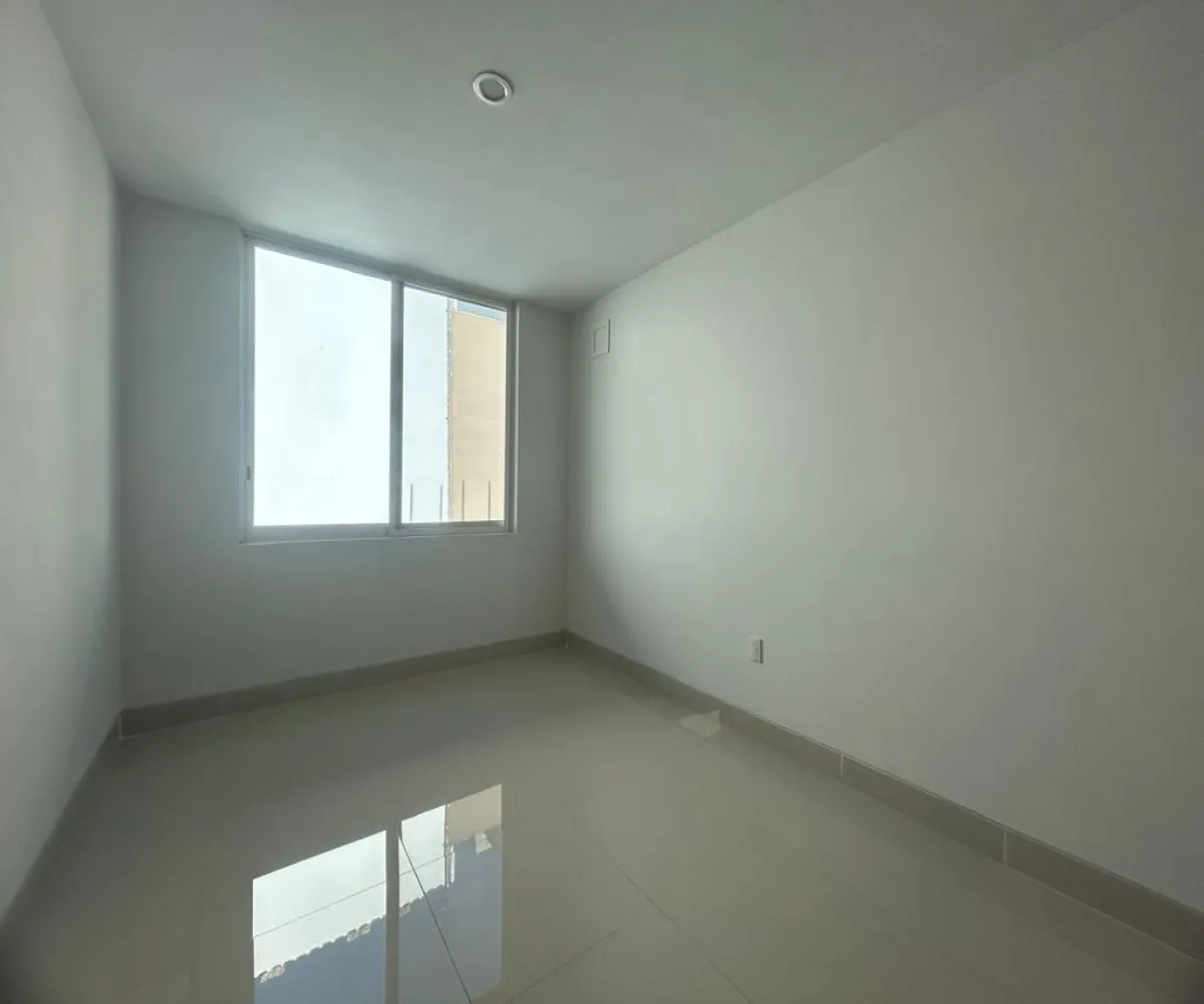 Casa En Renta,Jardines de Los Arcos,Calle Cuautitlán 534, Guadalajara, Jalisco 44500, 3 Habitaciones,2 Baños,Calle Cuautitlán,1,pRHuh1f