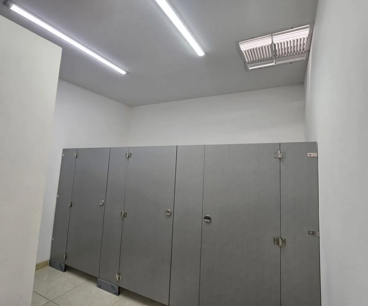 Bodega En Renta,El Mante,Emiliano Zapata 243, Zapopan, Jalisco 45235,3 Baños,Emiliano Zapata,1,pNB6KZh