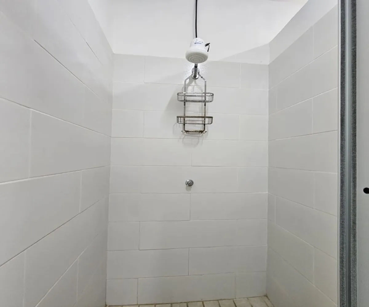 Bodega En Renta,El Mante,Emiliano Zapata 243, Zapopan, Jalisco 45235,3 Baños,Emiliano Zapata,1,pNB6KZh