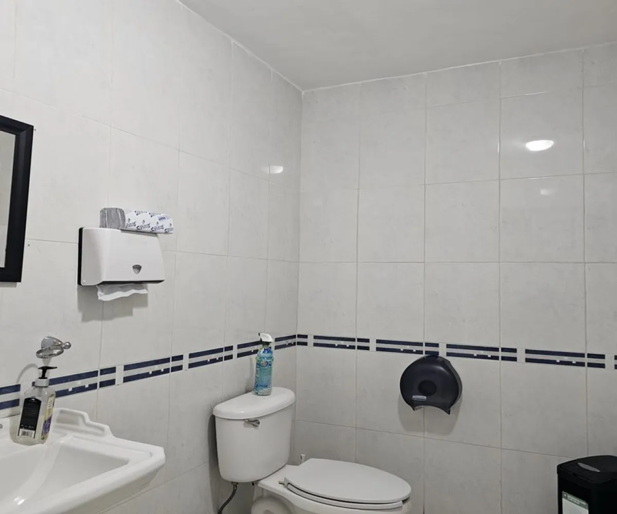 Bodega En Renta,El Mante,Emiliano Zapata 243, Zapopan, Jalisco 45235,3 Baños,Emiliano Zapata,1,pNB6KZh