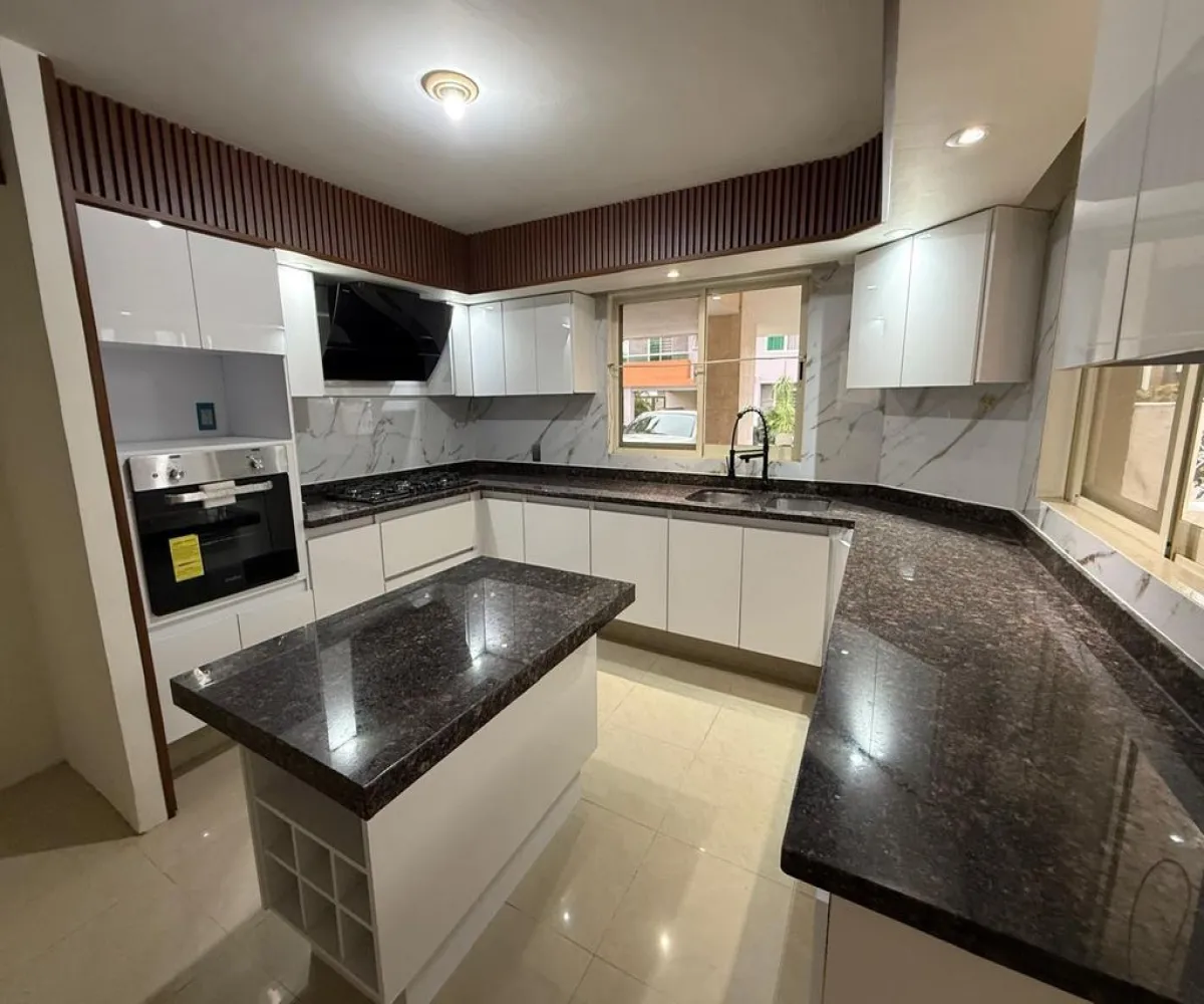 Casa En Renta,Puerta de Hierro,Sendero de los Encinos L-14 39, Zapopan, Jalisco 45116, 3 Habitaciones,3 Baños,Sendero de los Encinos ,2,pERrGMP