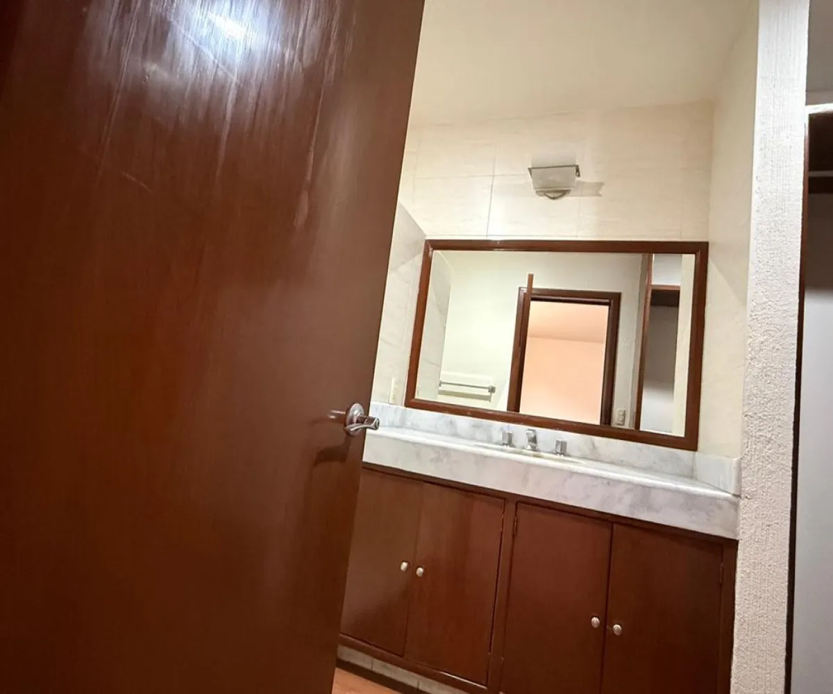 Casa En Renta,Puerta de Hierro,Sendero de los Encinos L-14 39, Zapopan, Jalisco 45116, 3 Habitaciones,3 Baños,Sendero de los Encinos ,2,pERrGMP