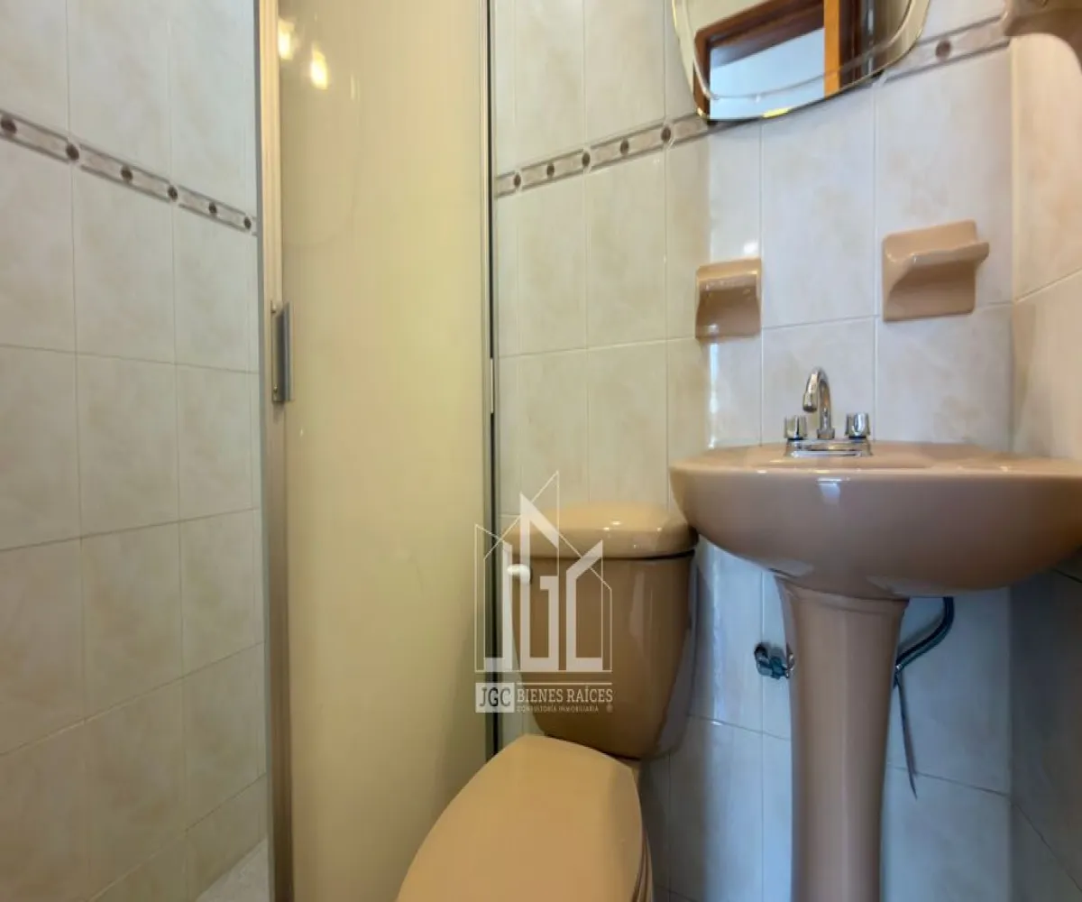 Casa En Venta,Hacienda del Oro,Avenida Camino Real a Colima 2980 6, Tlajomulco de Zúñiga, Jalisco 45645, 3 Habitaciones,2 Baños,Avenida Camino Real a Colima,2,pQ1EhxT