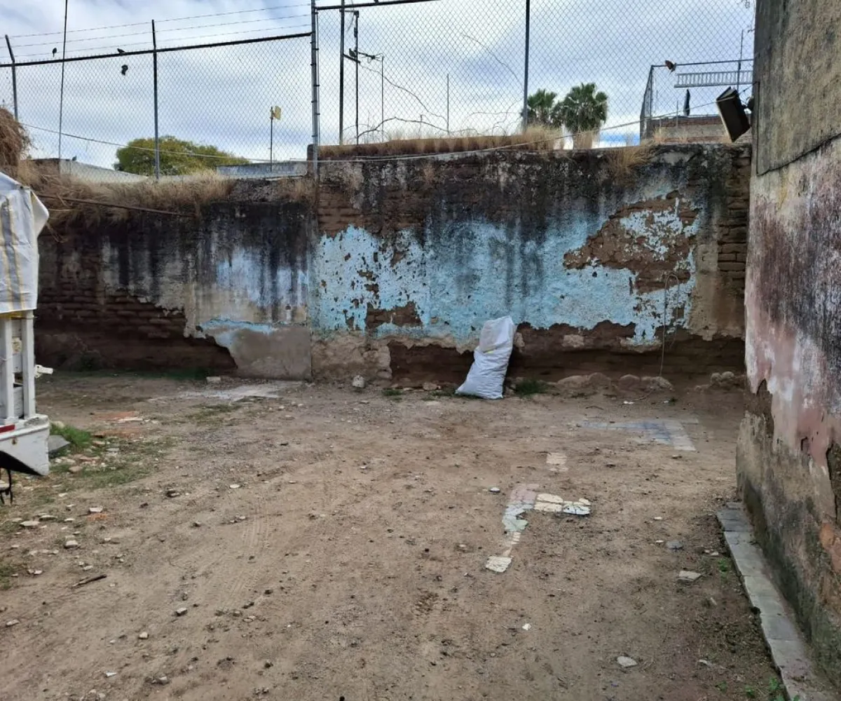 Casa En Venta,San Antonio,Calle Hernando de Martell 135, Guadalajara, Jalisco 44800, 3 Habitaciones,1 Baño,Calle Hernando de Martell,2,pnV9ayR