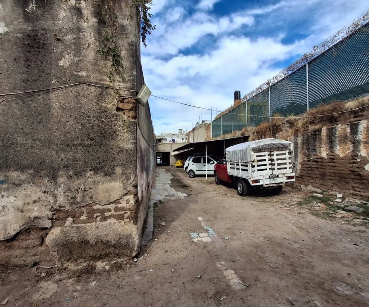 Casa En Venta,San Antonio,Calle Hernando de Martell 135, Guadalajara, Jalisco 44800, 3 Habitaciones,1 Baño,Calle Hernando de Martell,2,pnV9ayR