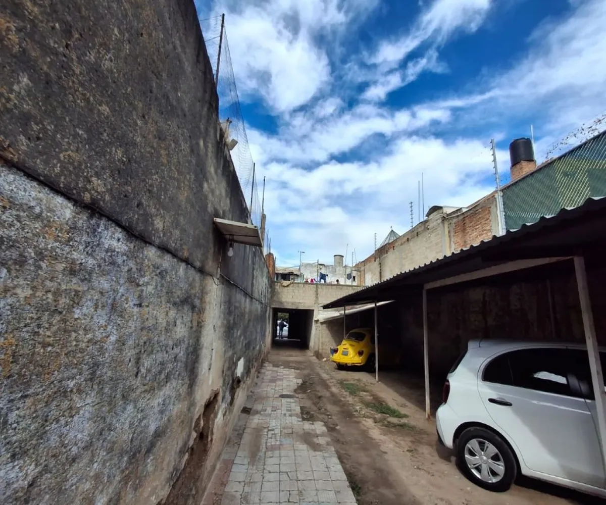 Casa En Venta,San Antonio,Calle Hernando de Martell 135, Guadalajara, Jalisco 44800, 3 Habitaciones,1 Baño,Calle Hernando de Martell,2,pnV9ayR