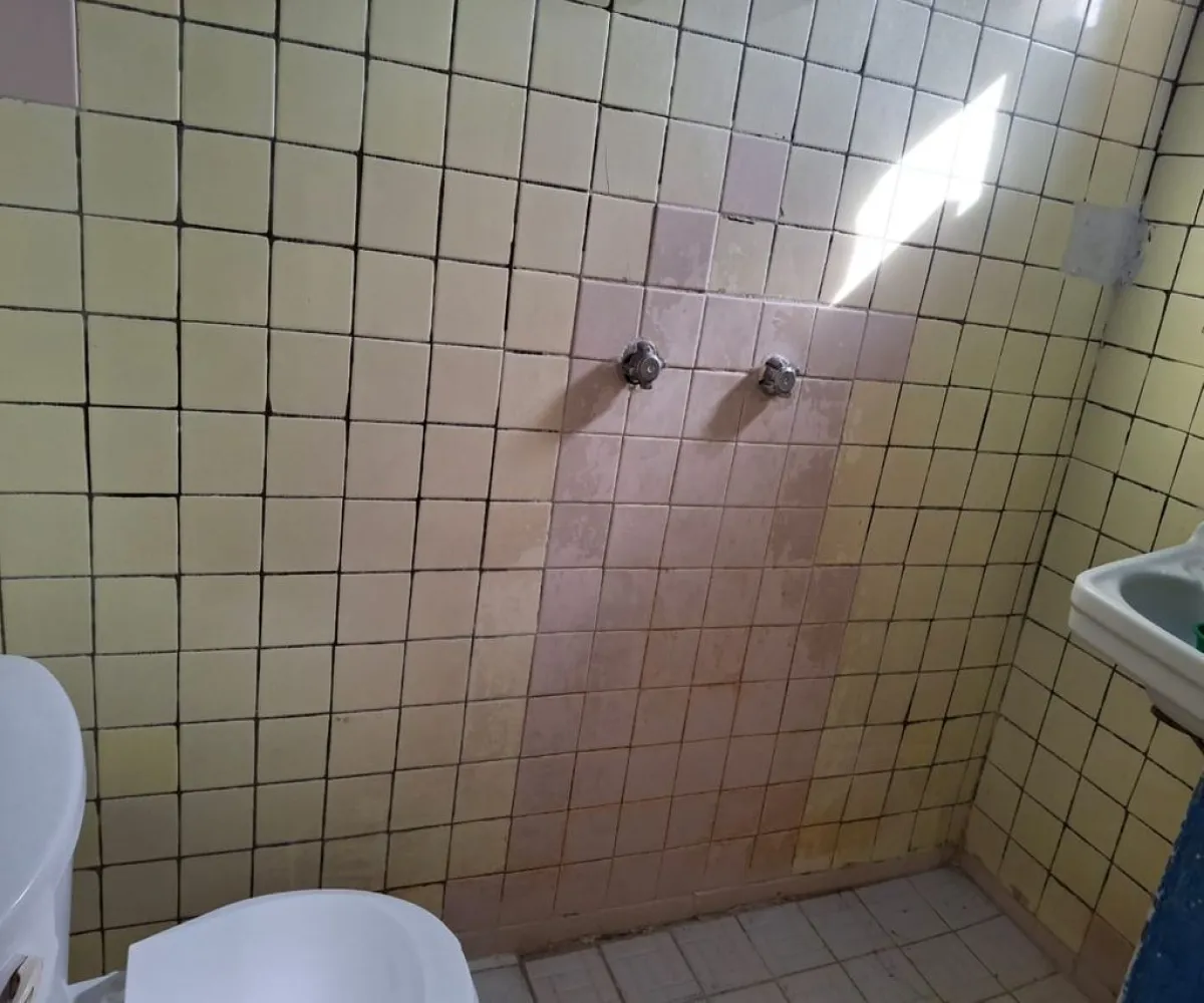 Casa En Venta,San Antonio,Calle Hernando de Martell 135, Guadalajara, Jalisco 44800, 3 Habitaciones,1 Baño,Calle Hernando de Martell,2,pnV9ayR