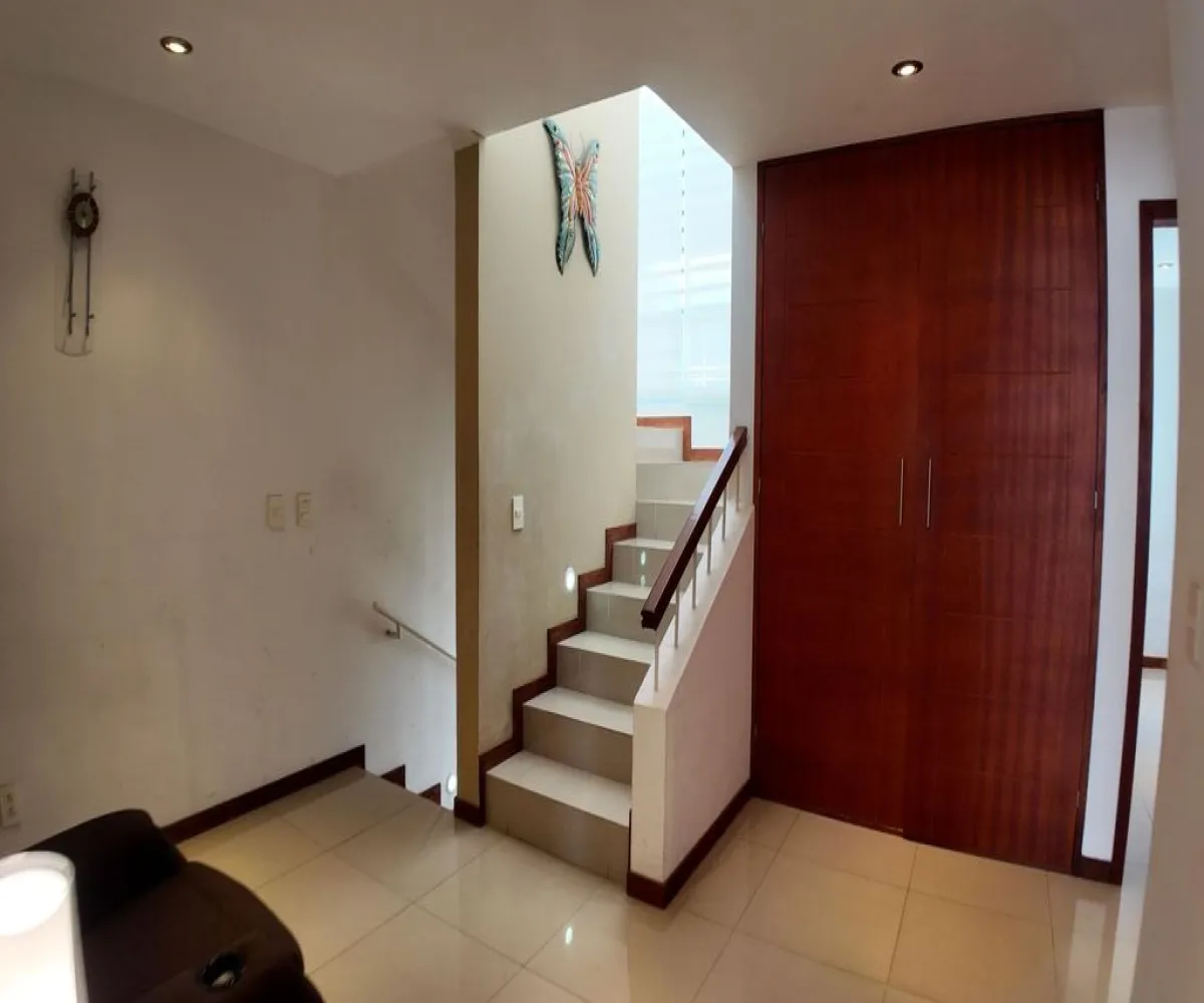 Casa En Venta,Zapopan,Av. Valle de los imperios S/N, Zapopan, Jalisco 45134, 3 Habitaciones,2 Baños,Av. Valle de los imperios ,3,pzE1Qx2