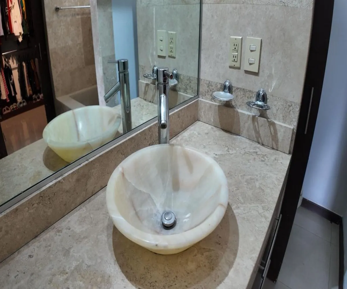 Departamento En Venta,Ayuntamiento,Diagonal Manuel Cambre 2235, Guadalajara, Jalisco 44620, 2 Habitaciones,2 Baños,Diagonal Manuel Cambre,5,pVqEU8d