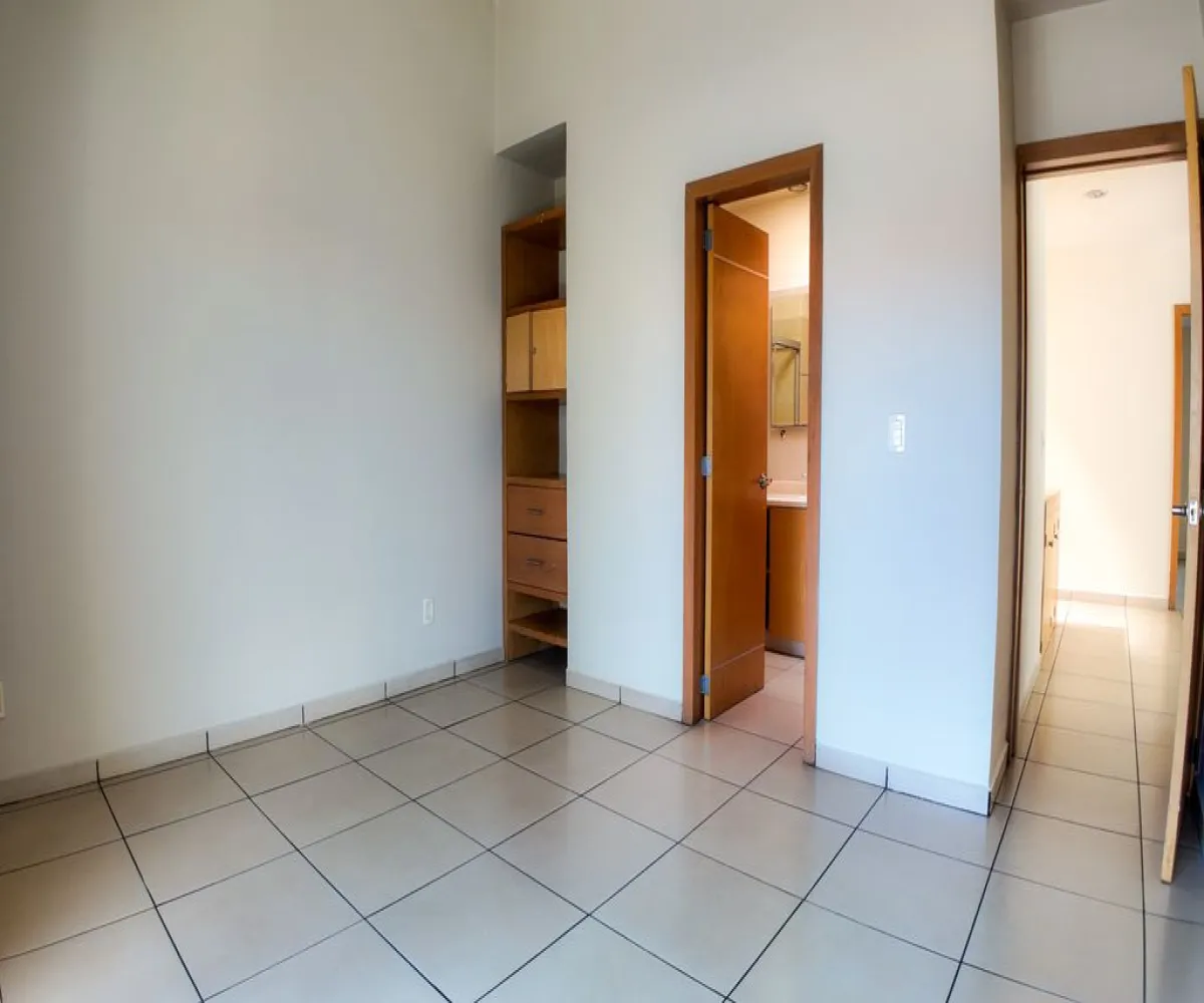 Casa En Venta,Fracc Puertas Del Tule,Avenida del Ahuehuete S/N, Zapopan, Jalisco 45017, 4 Habitaciones,4 Baños,Avenida del Ahuehuete,2,pSuFIND