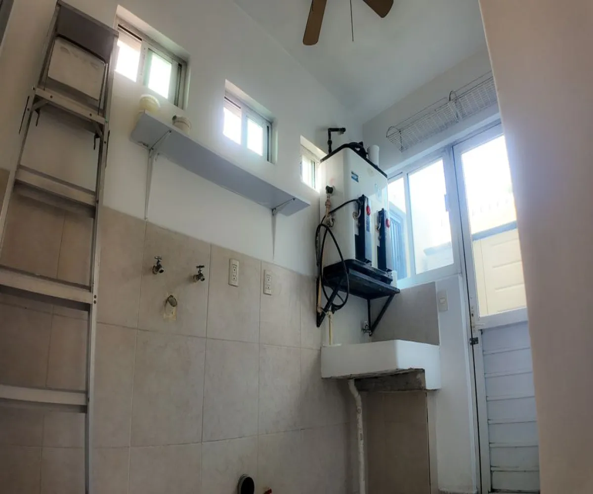 Casa En Venta,Fracc Puertas Del Tule,Avenida del Ahuehuete S/N, Zapopan, Jalisco 45017, 4 Habitaciones,4 Baños,Avenida del Ahuehuete,2,pSuFIND