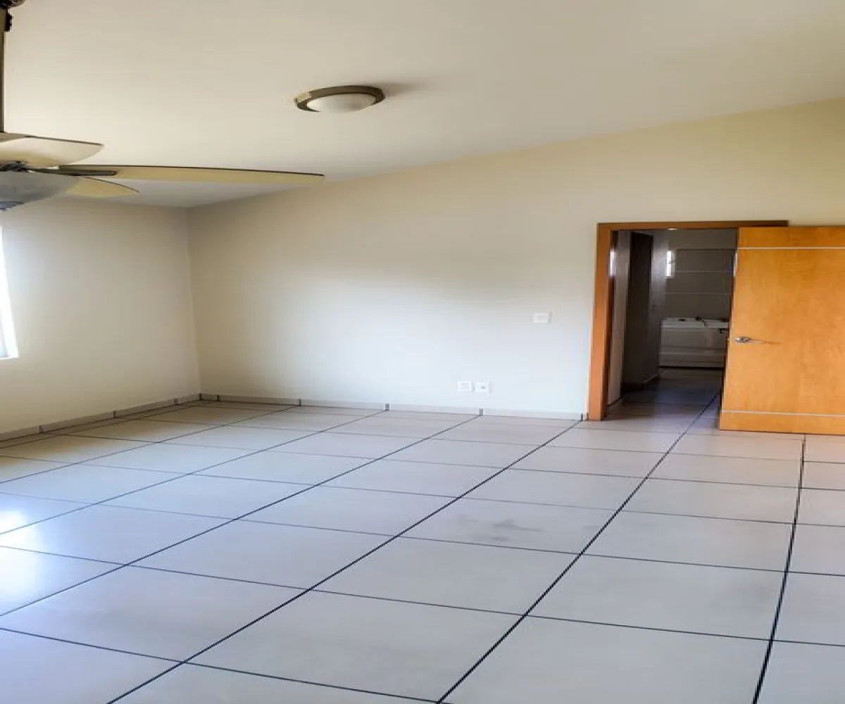 Casa En Venta,Fracc Puertas Del Tule,Avenida del Ahuehuete S/N, Zapopan, Jalisco 45017, 4 Habitaciones,4 Baños,Avenida del Ahuehuete,2,pSuFIND