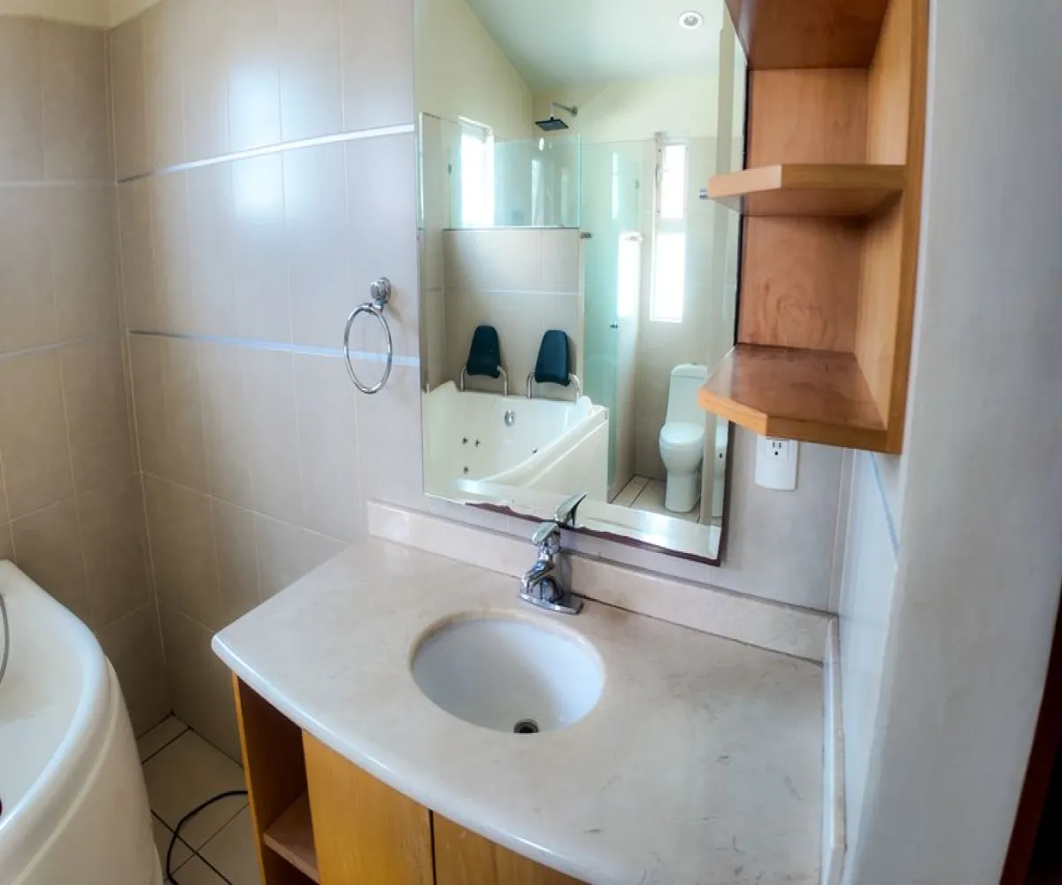 Casa En Venta,Fracc Puertas Del Tule,Avenida del Ahuehuete S/N, Zapopan, Jalisco 45017, 4 Habitaciones,4 Baños,Avenida del Ahuehuete,2,pSuFIND