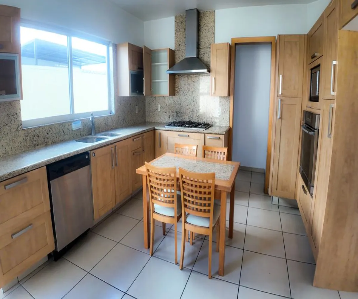 Casa En Venta,Fracc Puertas Del Tule,Avenida del Ahuehuete S/N, Zapopan, Jalisco 45017, 4 Habitaciones,4 Baños,Avenida del Ahuehuete,2,pSuFIND