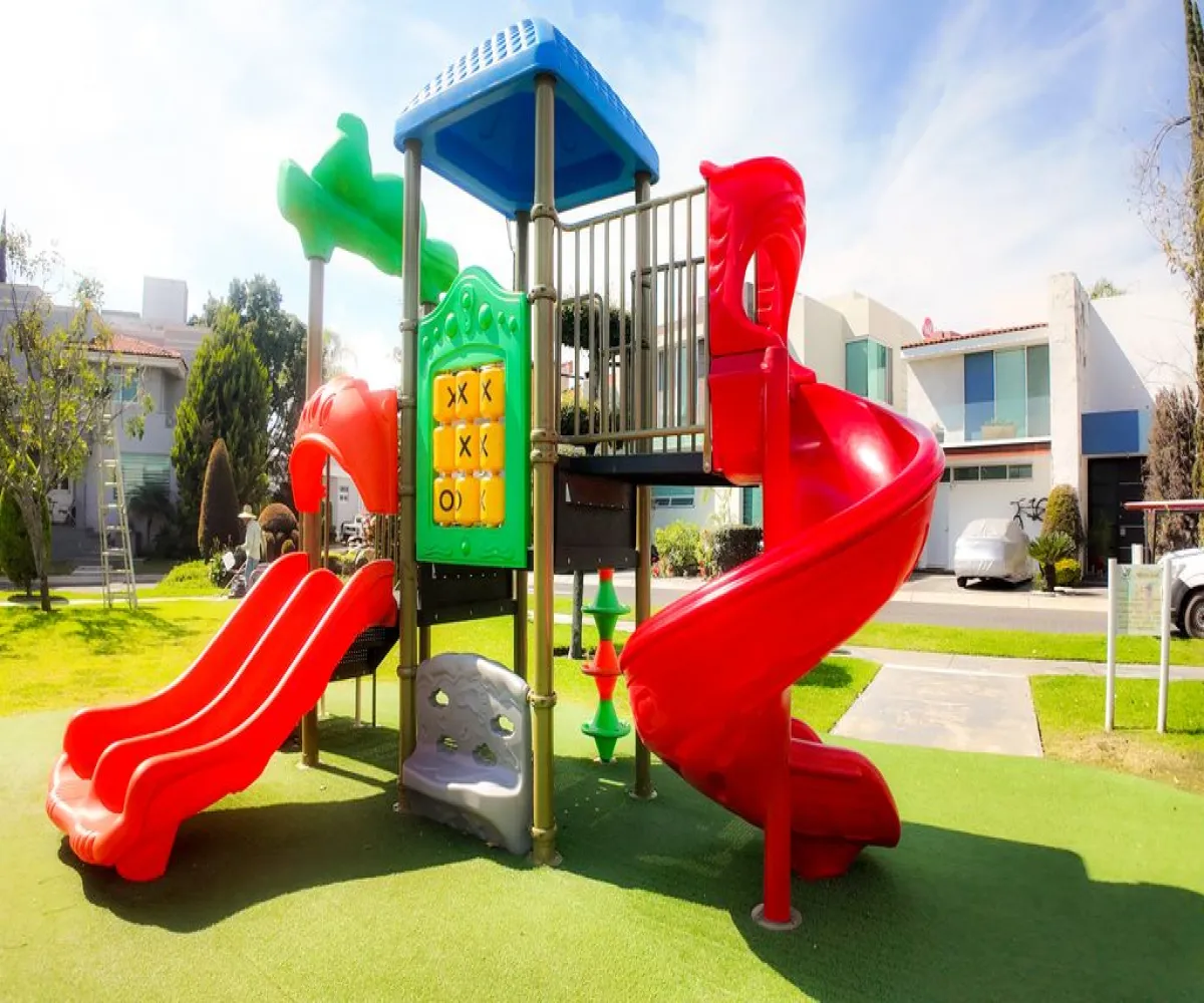 Casa En Venta,Fracc Puertas Del Tule,Avenida del Ahuehuete S/N, Zapopan, Jalisco 45017, 4 Habitaciones,4 Baños,Avenida del Ahuehuete,2,pSuFIND