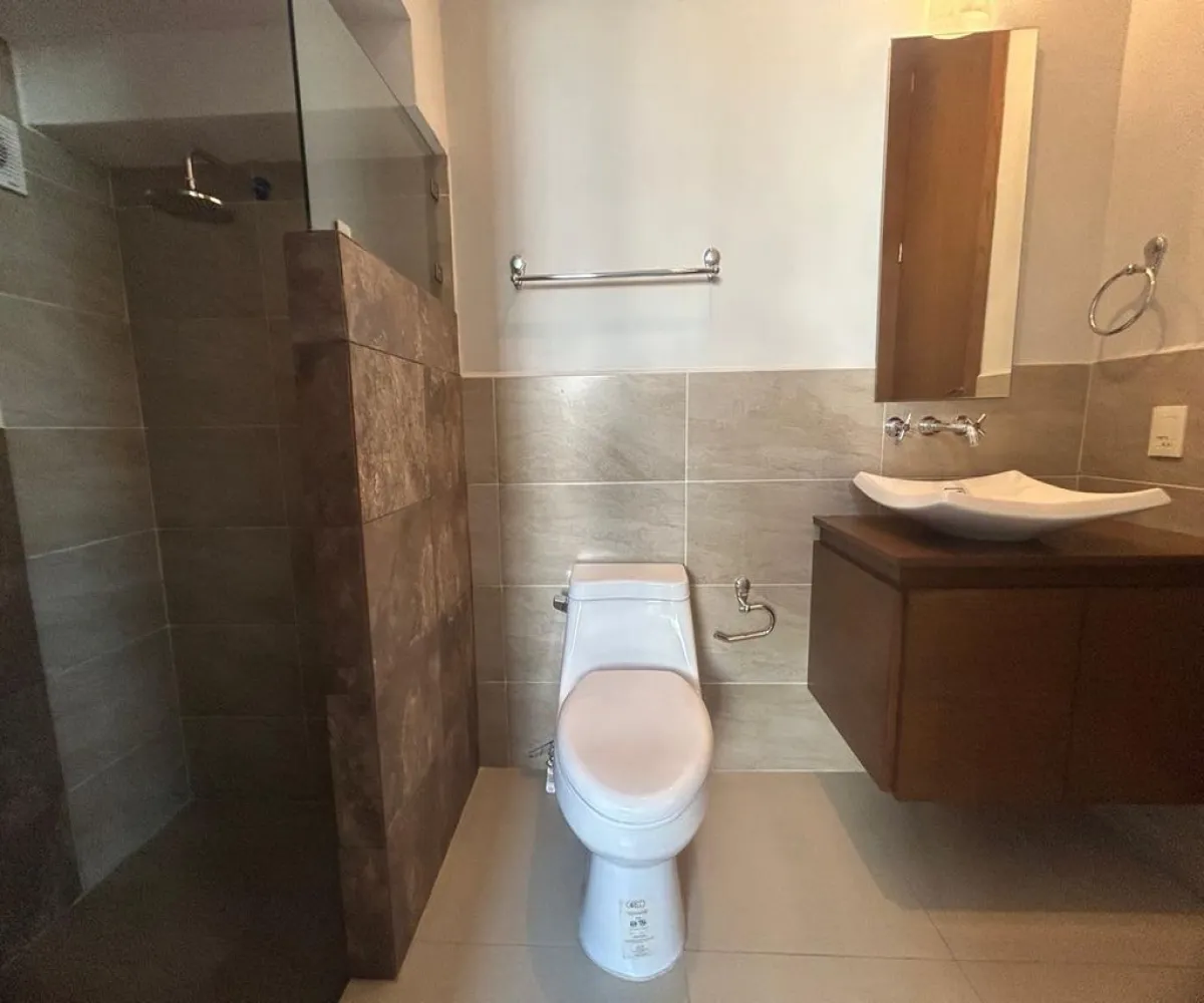 Casa En Renta,La Tijera,Calle Boulevard Valle del Silicio 150 225, Tlajomulco de Zúñiga, Jalisco 45647, 3 Habitaciones,3 Baños,Calle Boulevard Valle del Silicio,1,pgGcAPY