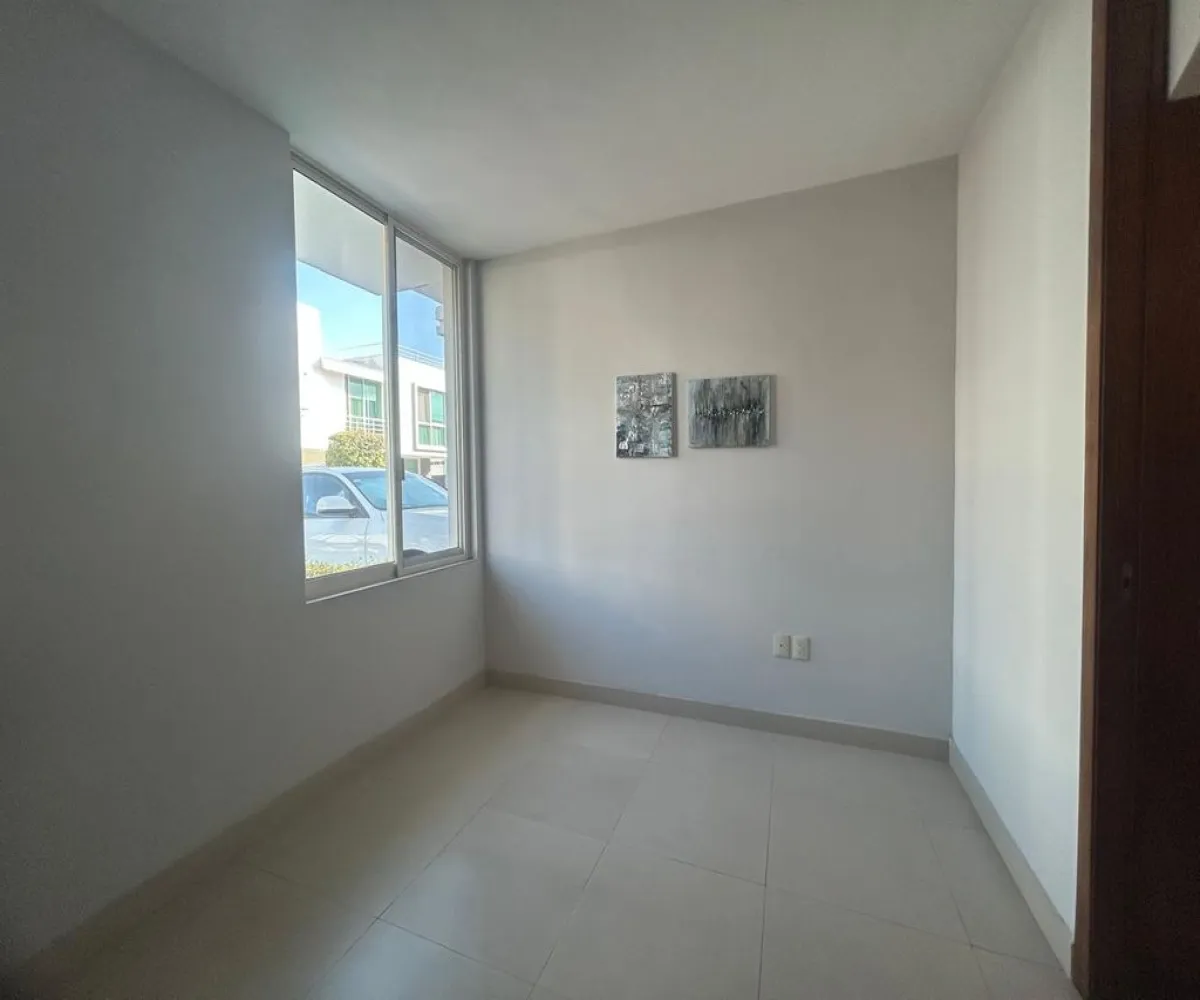 Casa En Renta,La Tijera,Calle Boulevard Valle del Silicio 150 225, Tlajomulco de Zúñiga, Jalisco 45647, 3 Habitaciones,3 Baños,Calle Boulevard Valle del Silicio,1,pgGcAPY